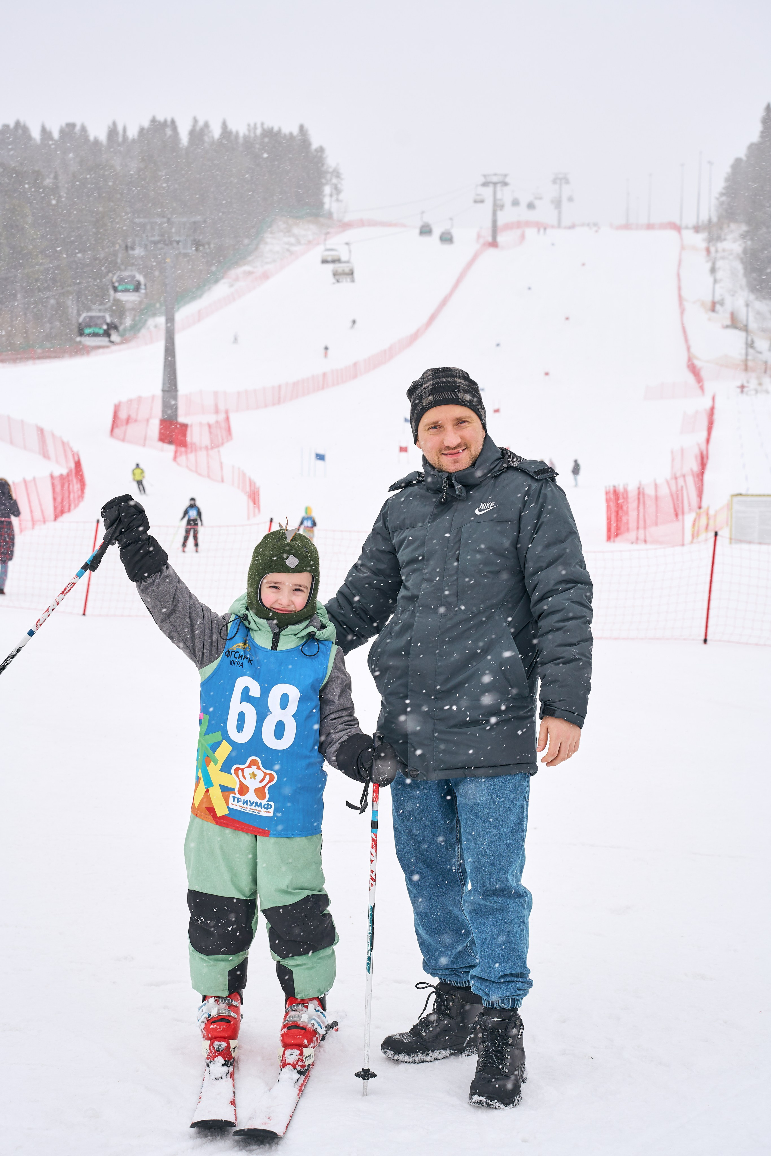 Соревнования по горным лыжам. Лайфстайл фотограф в Ханты-Мансийске Мария Шишкина