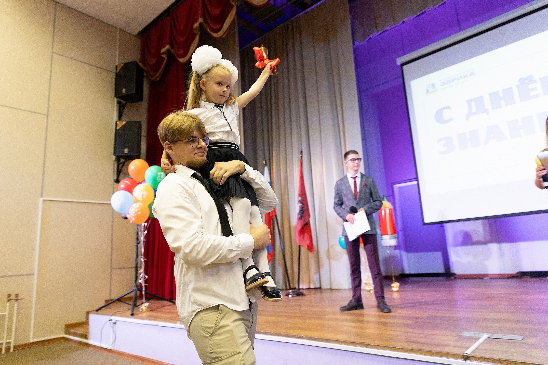 1 Сентября репортаж. Профессиональный Фотограф в Москве Андрей Славнов
