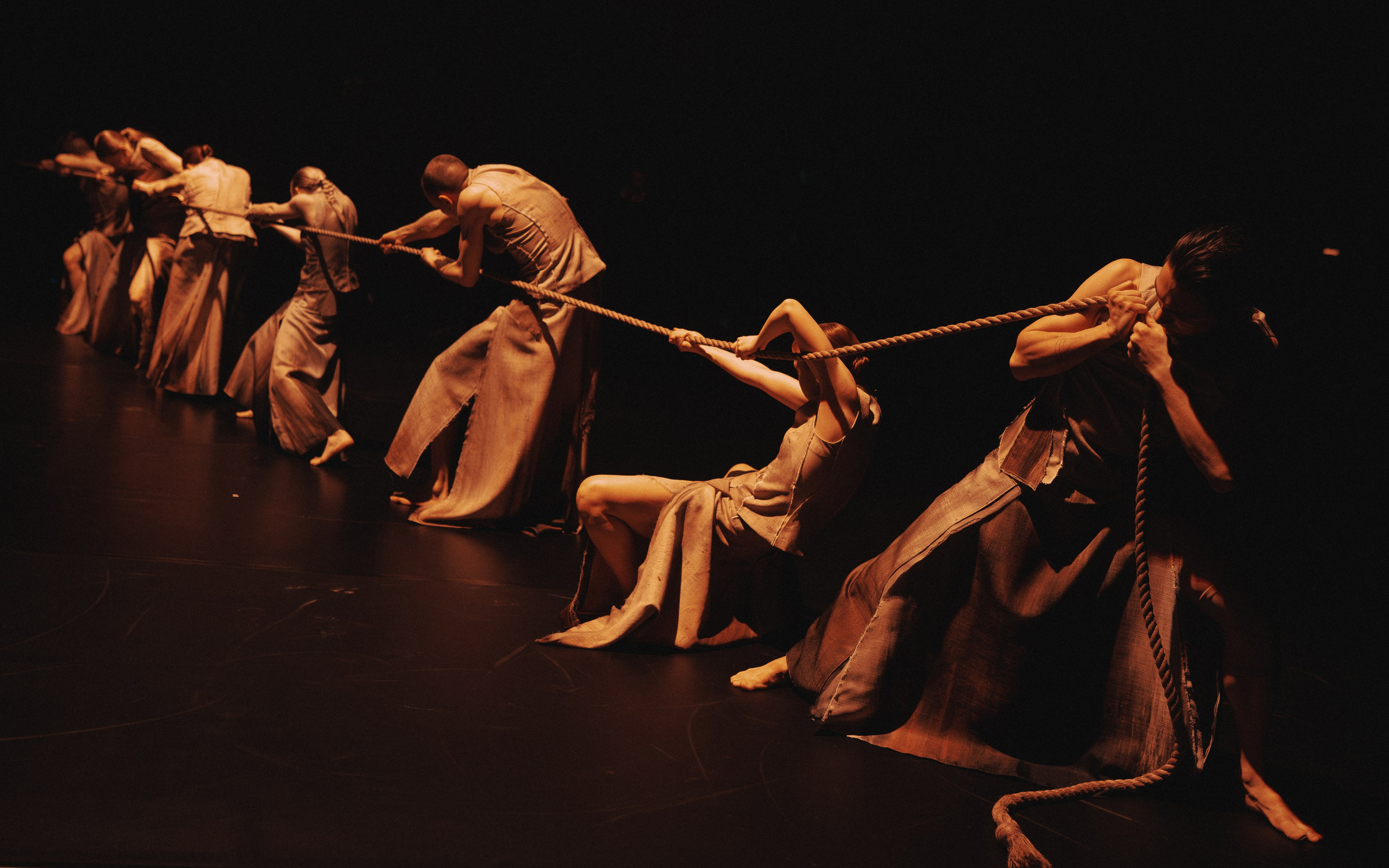 Context DianaVishneva: «Икона» — хор. Рима Пипоян. Театральный фотограф в Санкт-Петербурге Дмитрий Скареднов