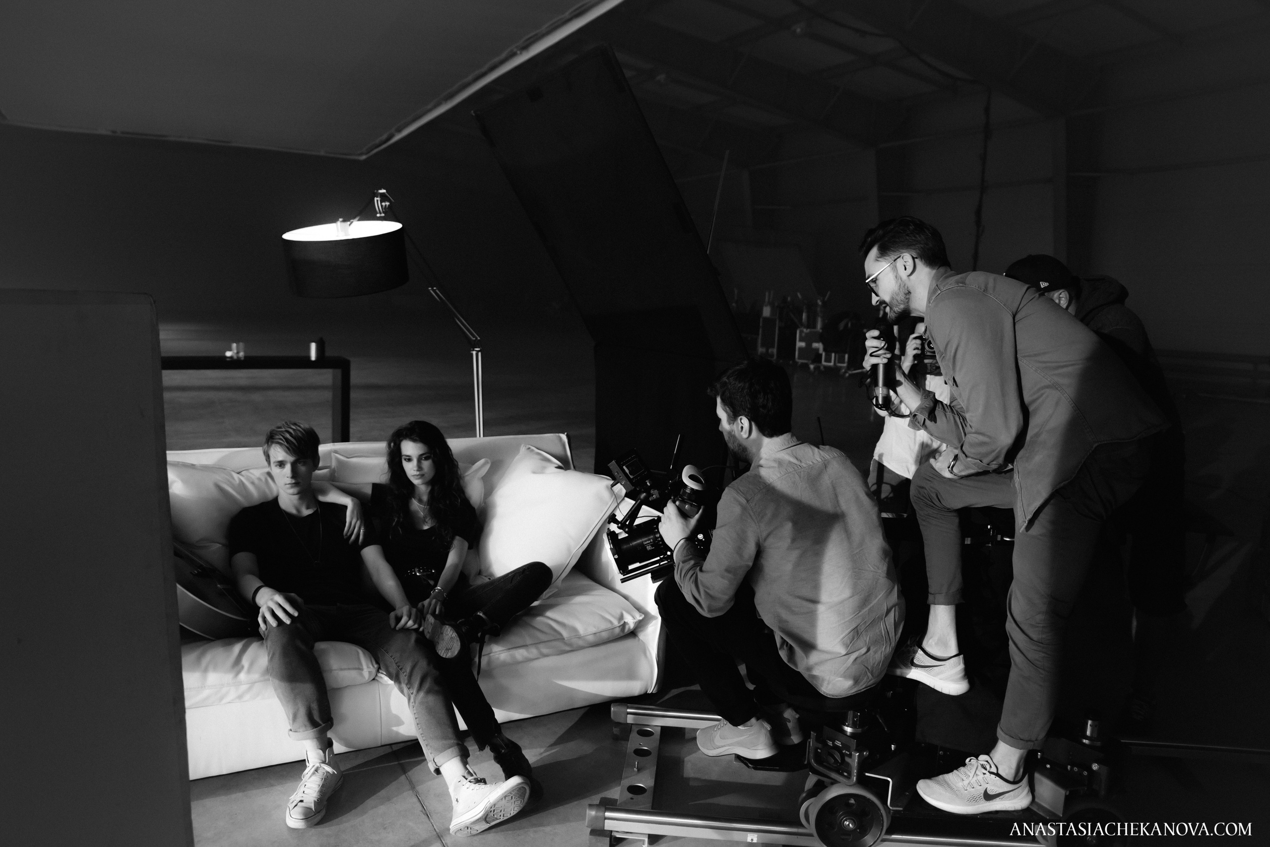 Backstage съемки клипа группы DVOE. Концертный и бурлеск фотограф Москва