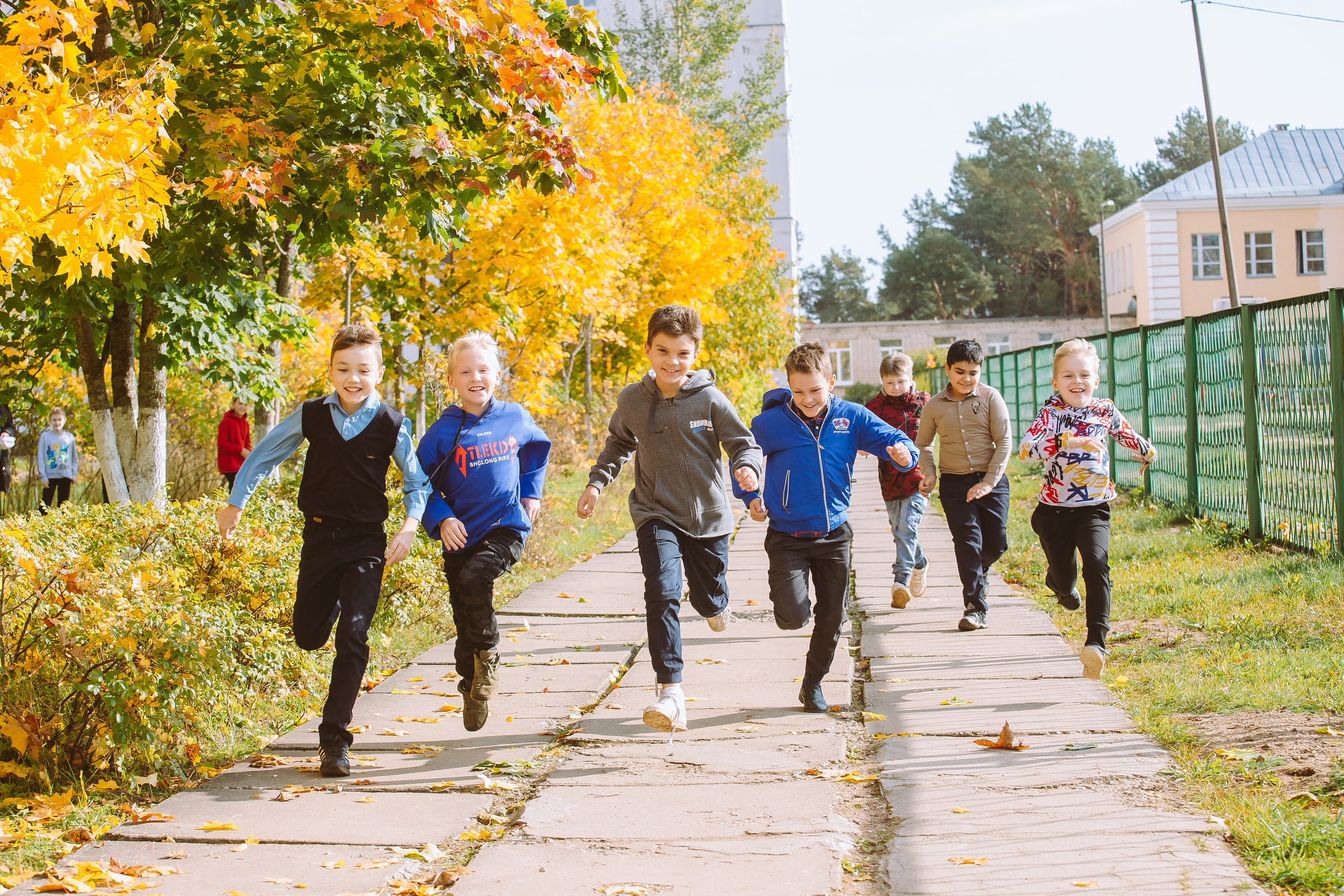 Выпускники 4 класса для фотокниги. Студия выпускных альбомов Остров