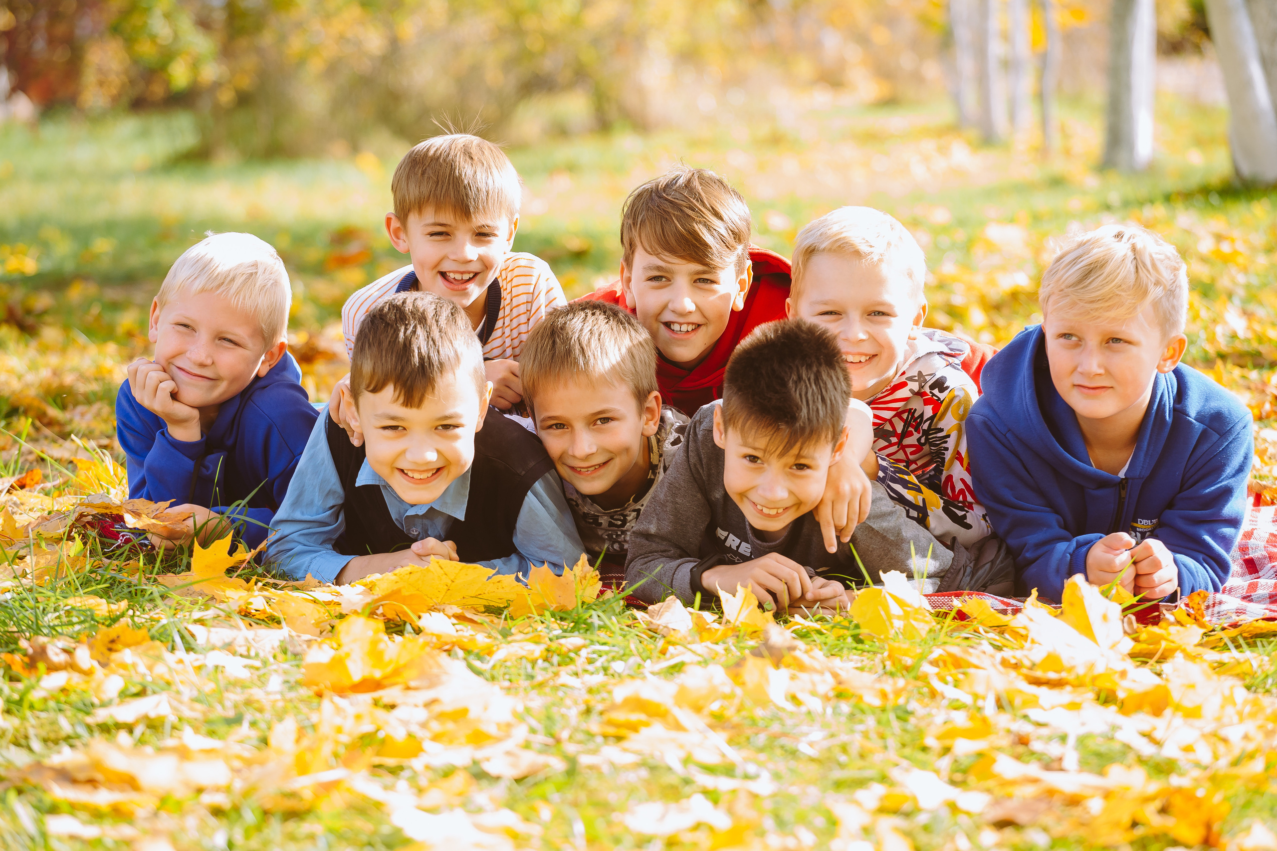 Выпускники 4 класса для фотокниги. Студия выпускных альбомов Остров