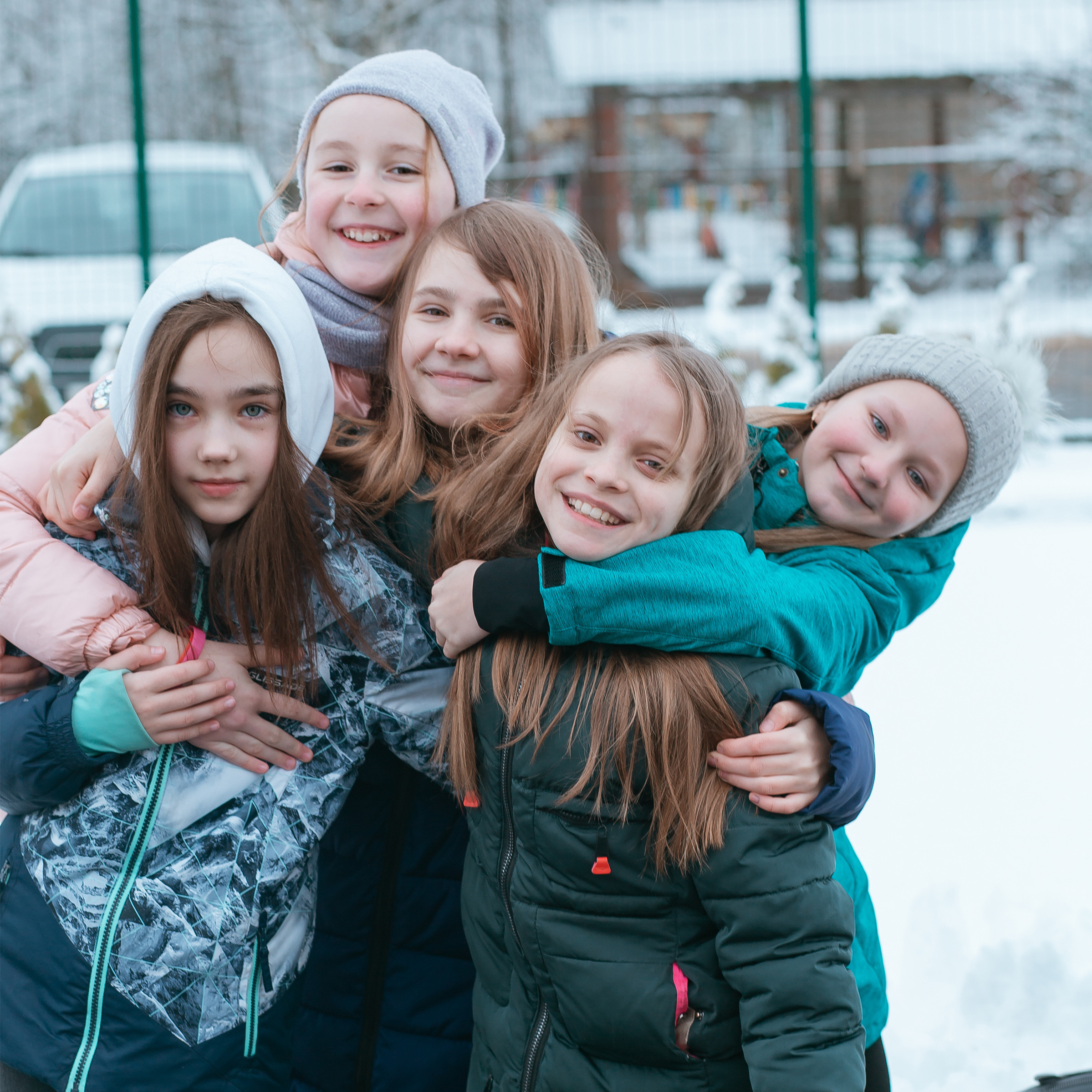 Фотокниги — много страниц (4 класс). Студия выпускных альбомов Остров