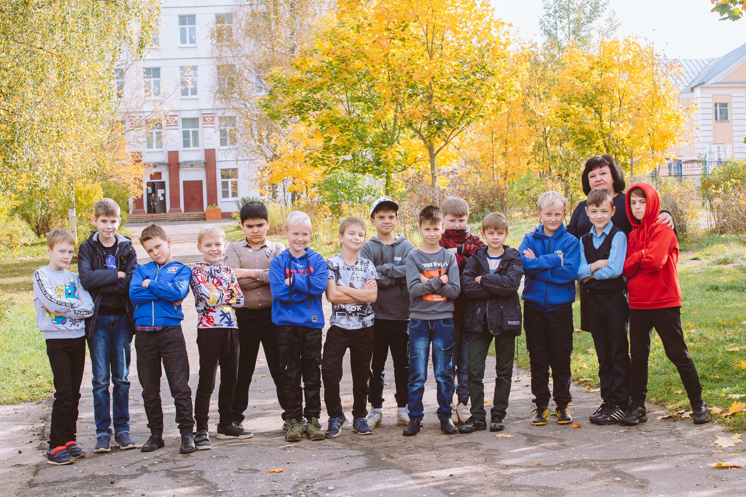 Выпускники 4 класса для фотокниги. Студия выпускных альбомов Остров