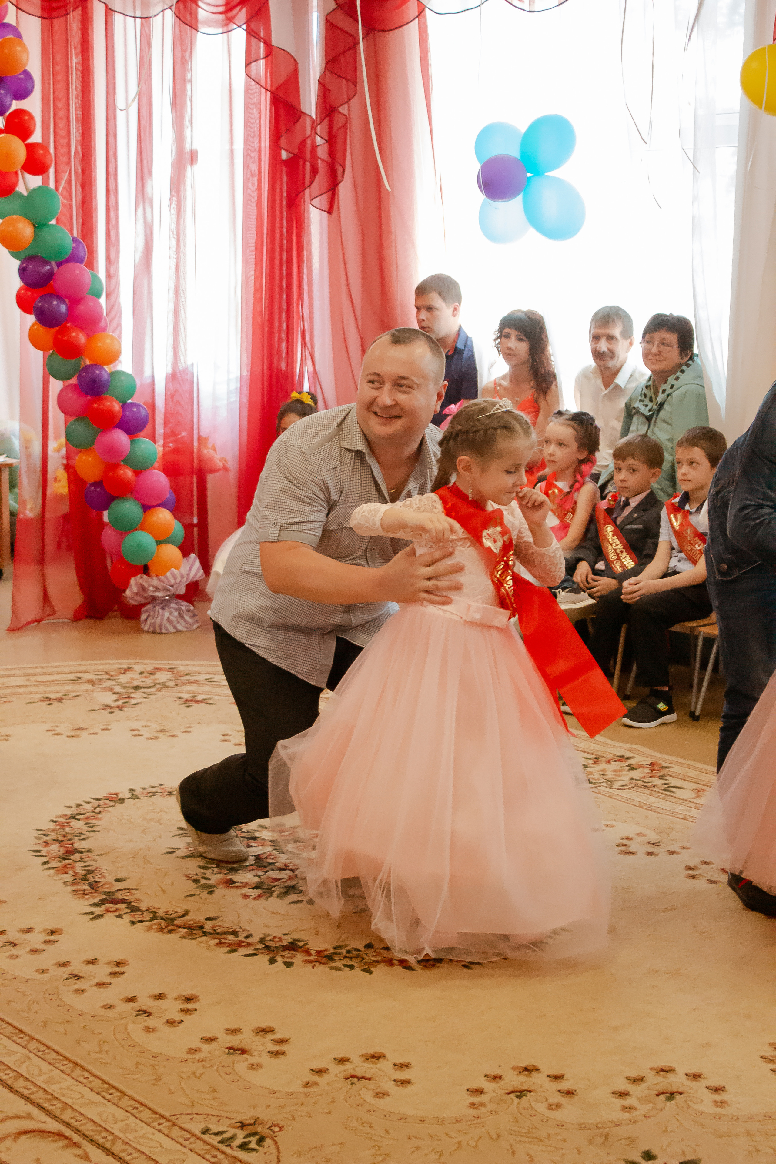 Выпускной в детском саду. Студия выпускных альбомов Остров