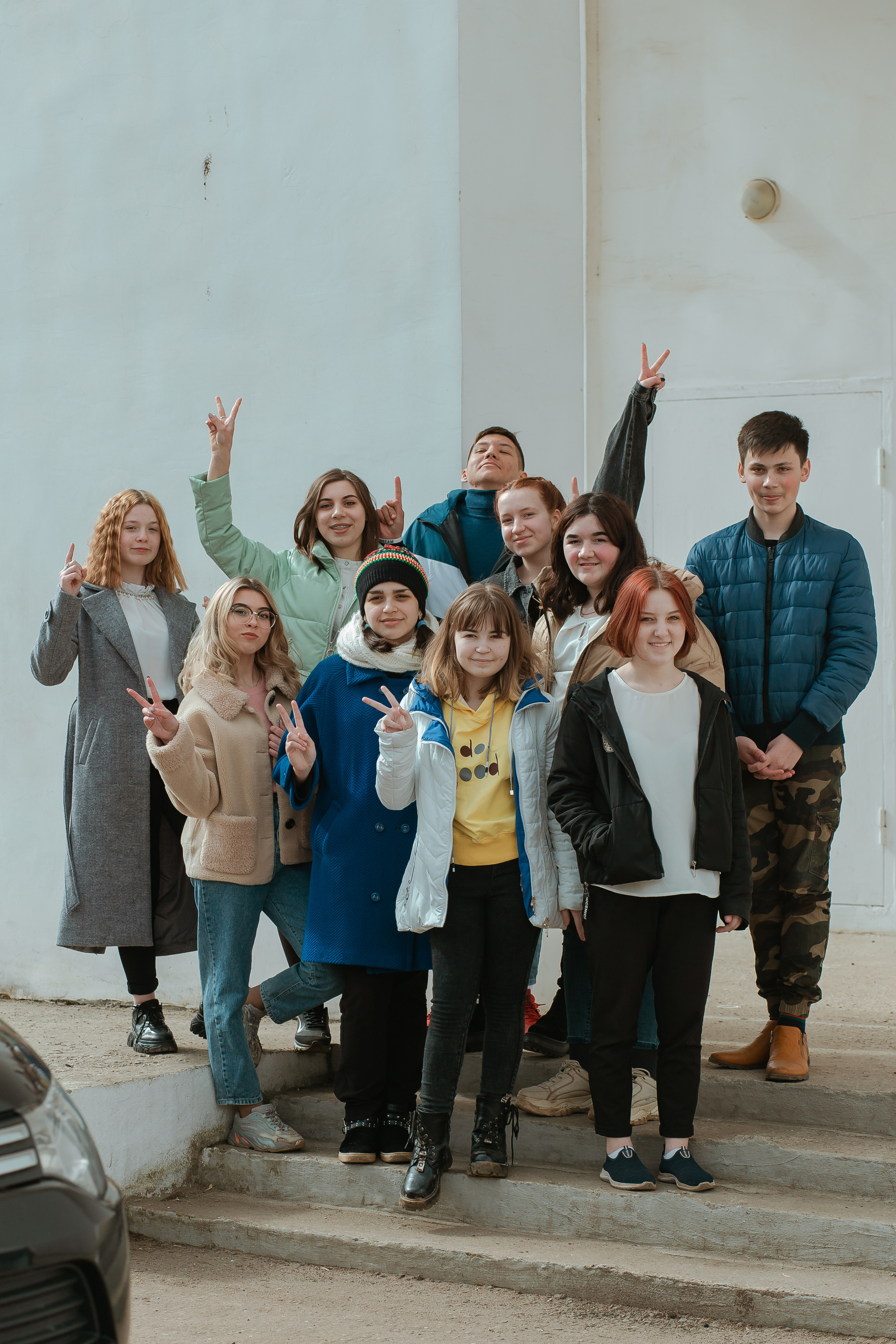 Студийная съемка выпускников для журнала. Студия выпускных альбомов Остров