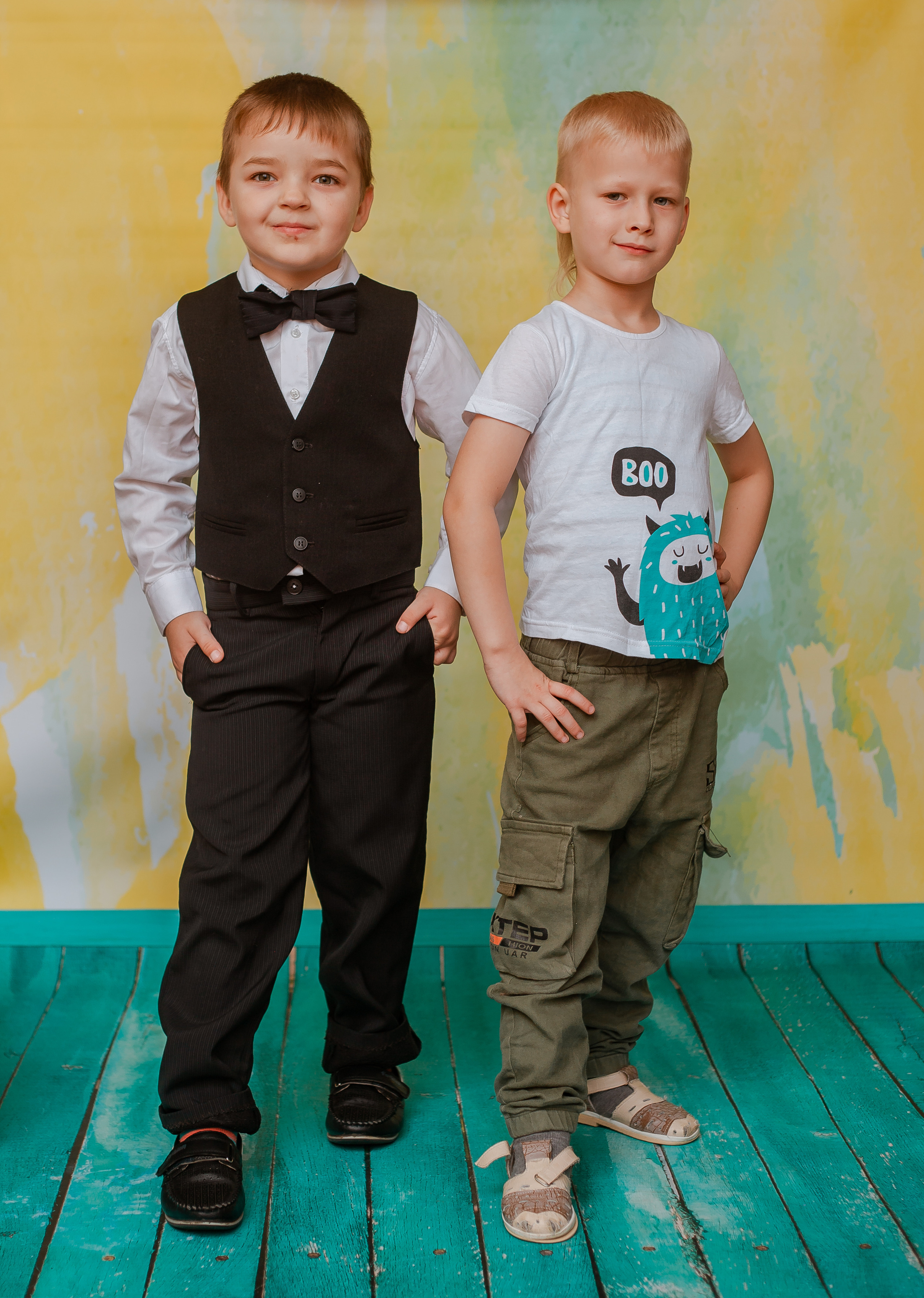 Фотосъёмка для выпускного диплома на 2 разворота. Студия выпускных альбомов Остров