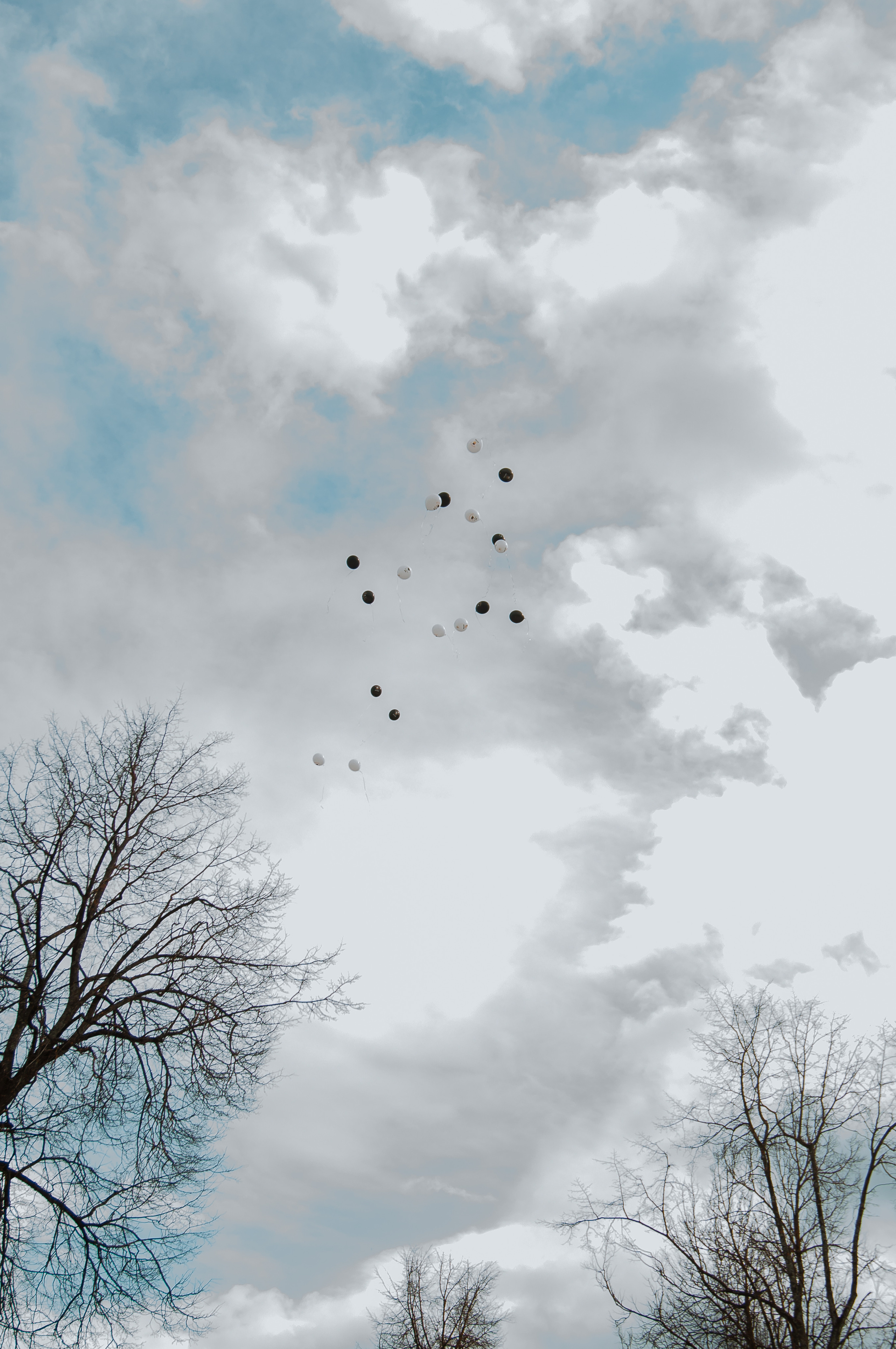 Съемка весной в студии и на улице. Студия выпускных альбомов Остров