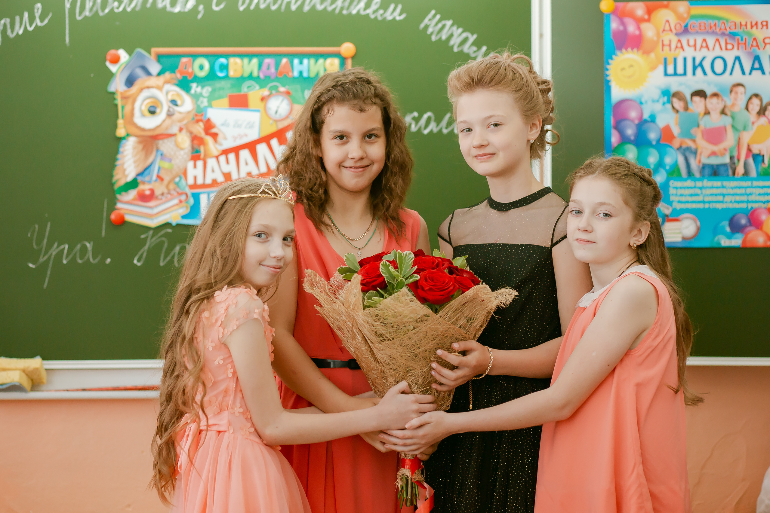 Фотосессия для выпускников 4 класса. Студия выпускных альбомов Остров