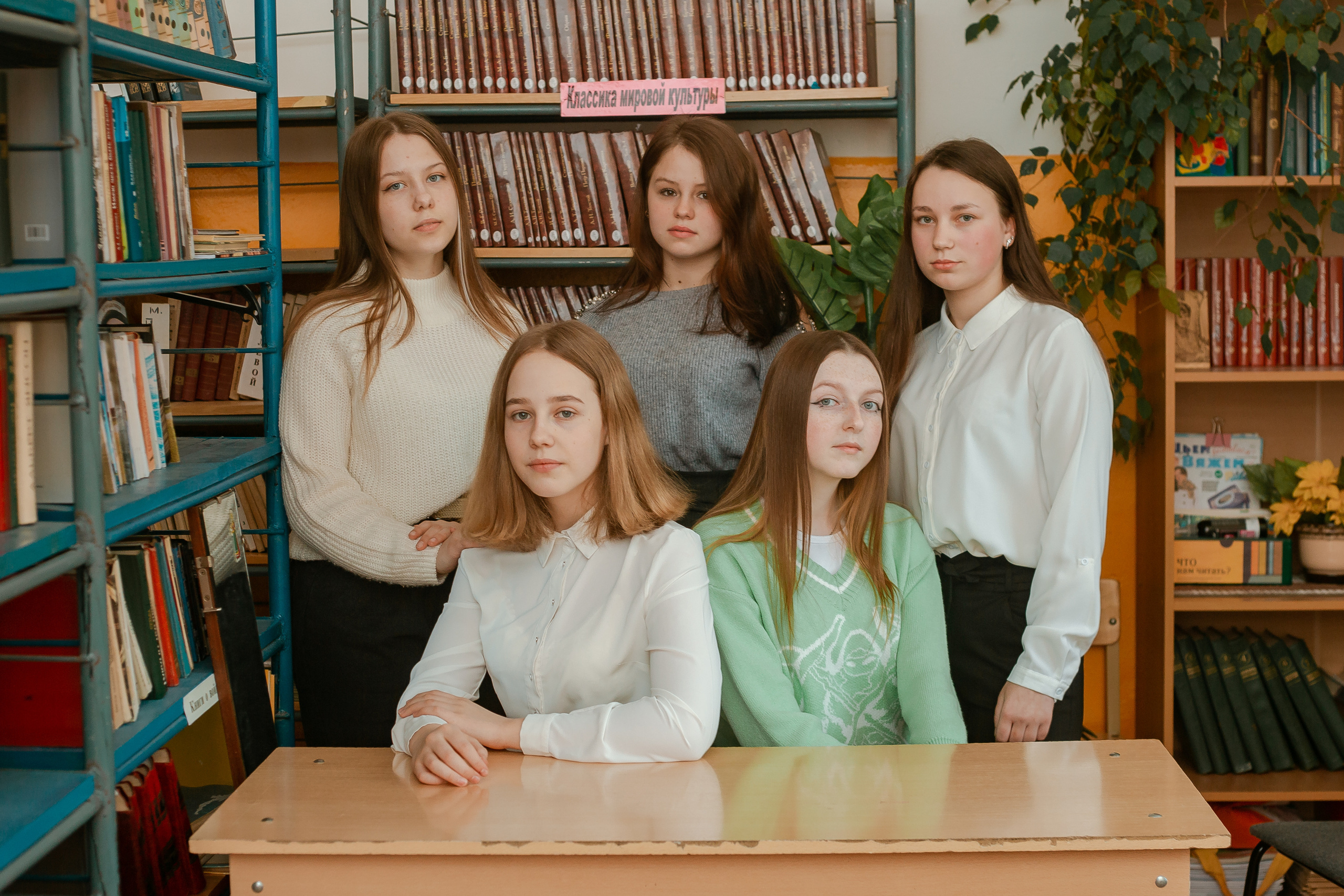 Съёмка в районной школе. Студия выпускных альбомов Остров