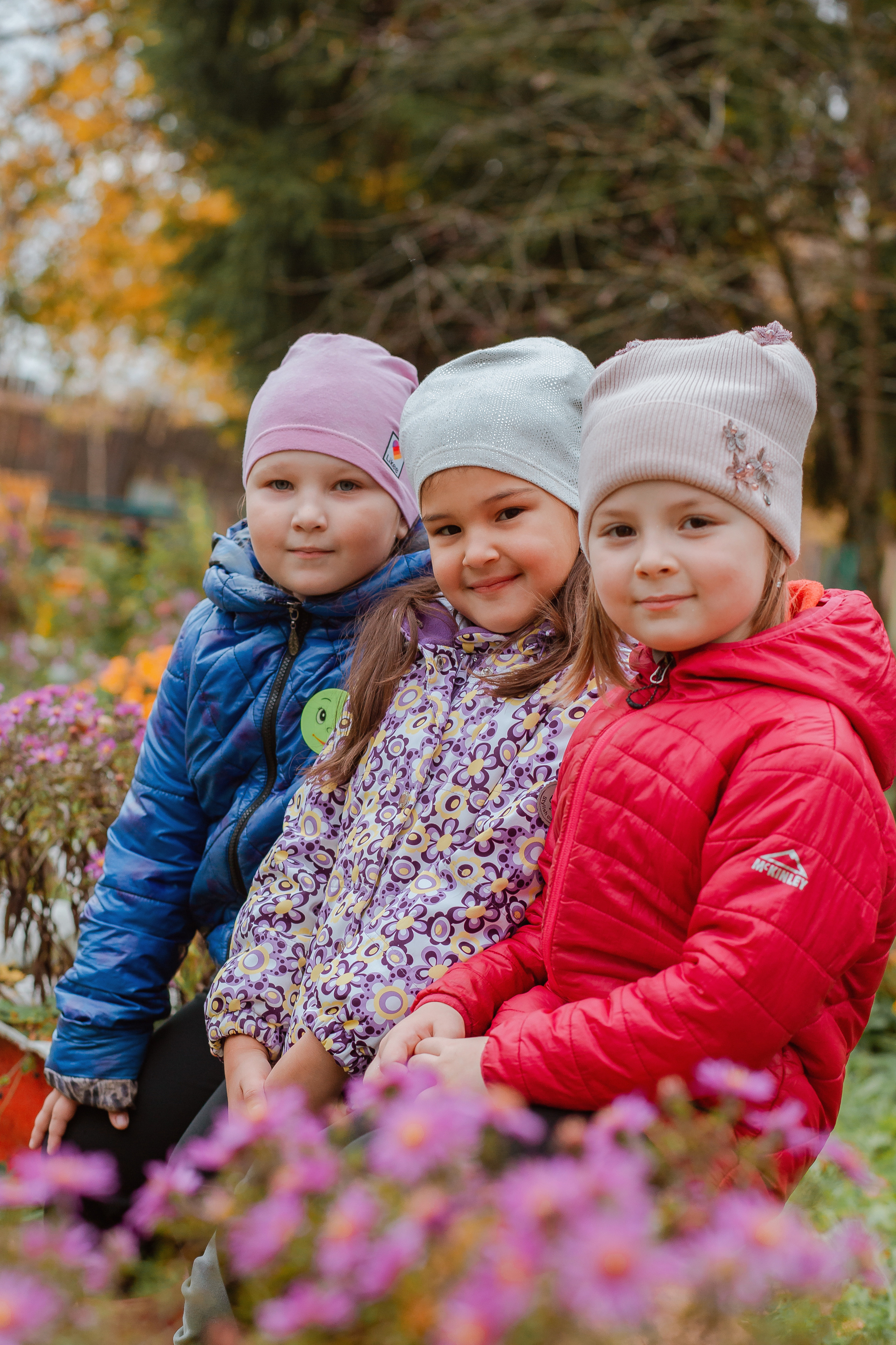 Фотосъёмка для выпускного диплома на 2 разворота. Студия выпускных альбомов Остров