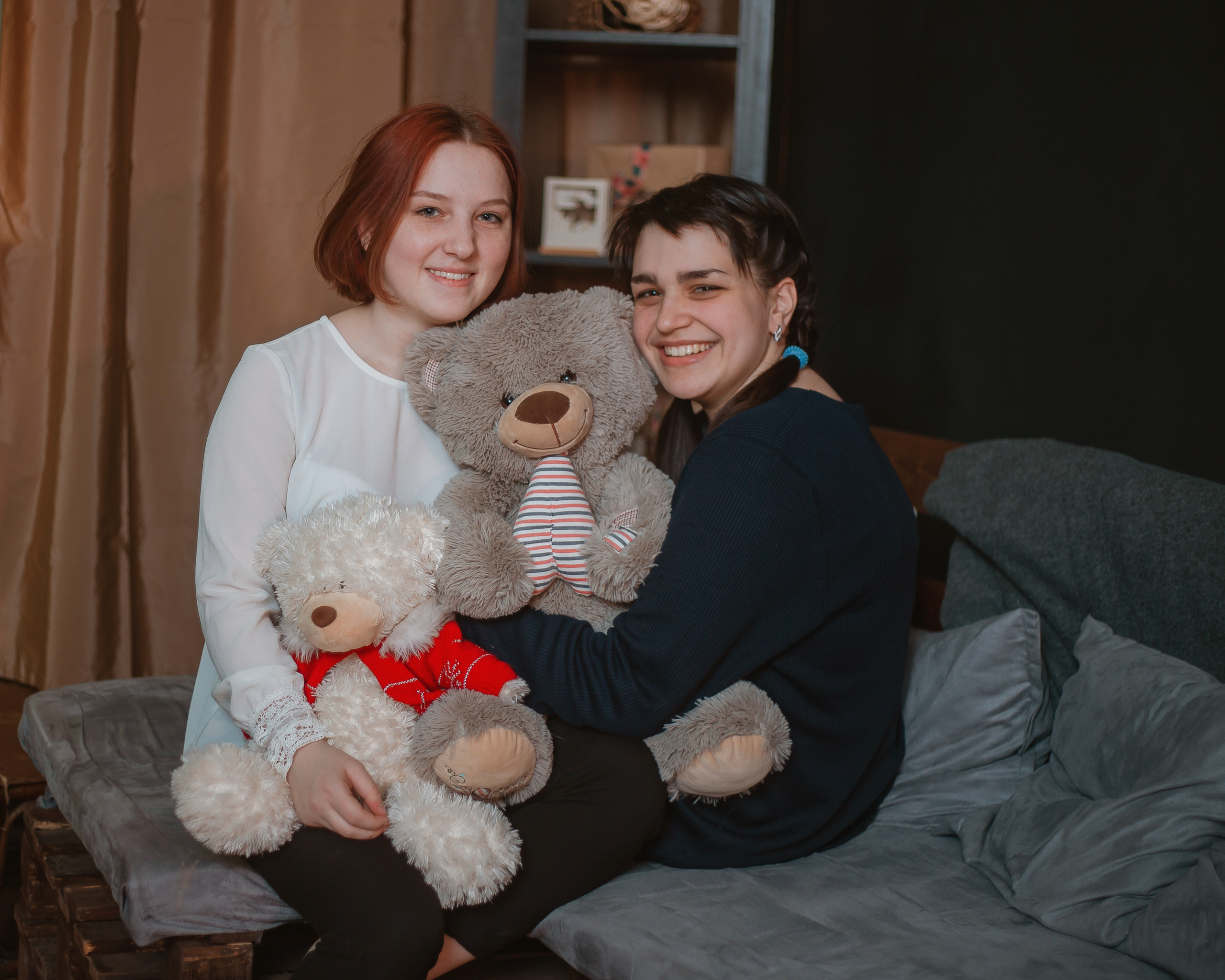 Студийная съемка выпускников для журнала. Студия выпускных альбомов Остров