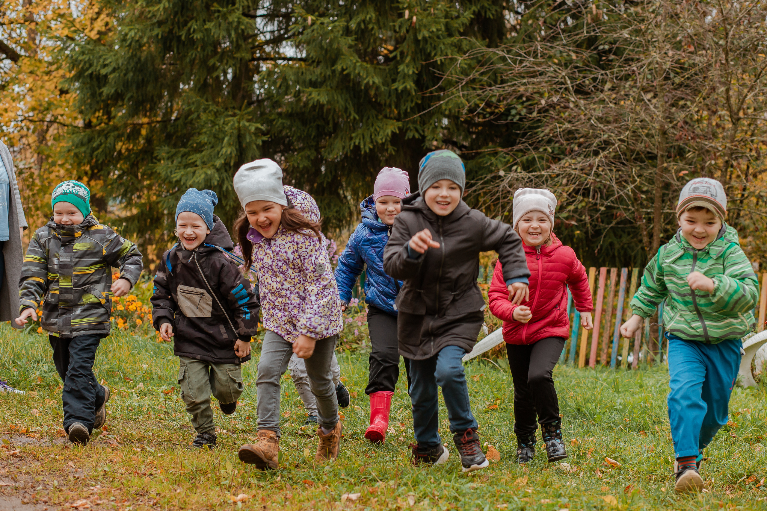 Фотосъёмка для выпускного диплома на 2 разворота. Студия выпускных альбомов Остров