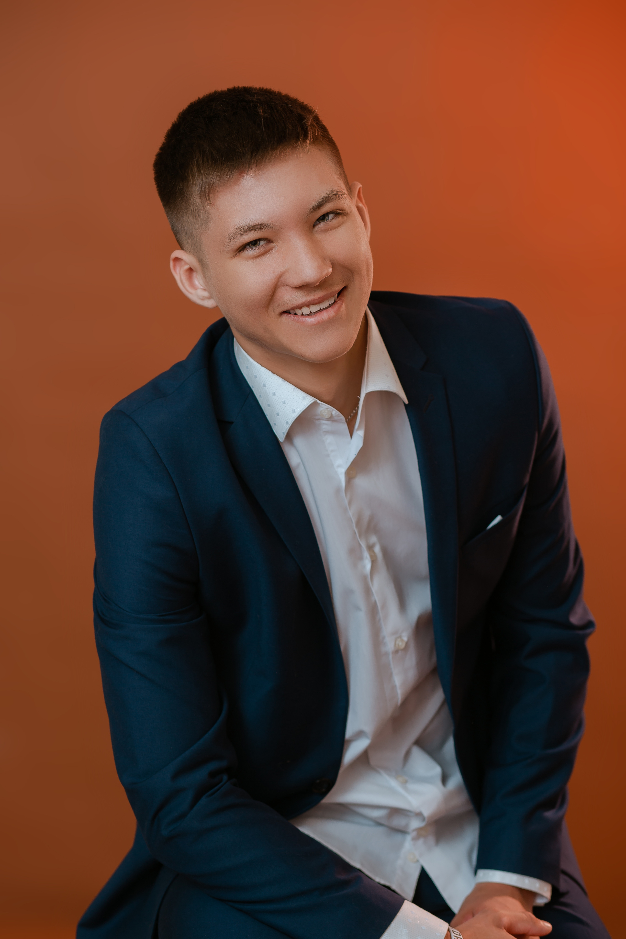 Студийная съемка выпускников для журнала. Студия выпускных альбомов Остров