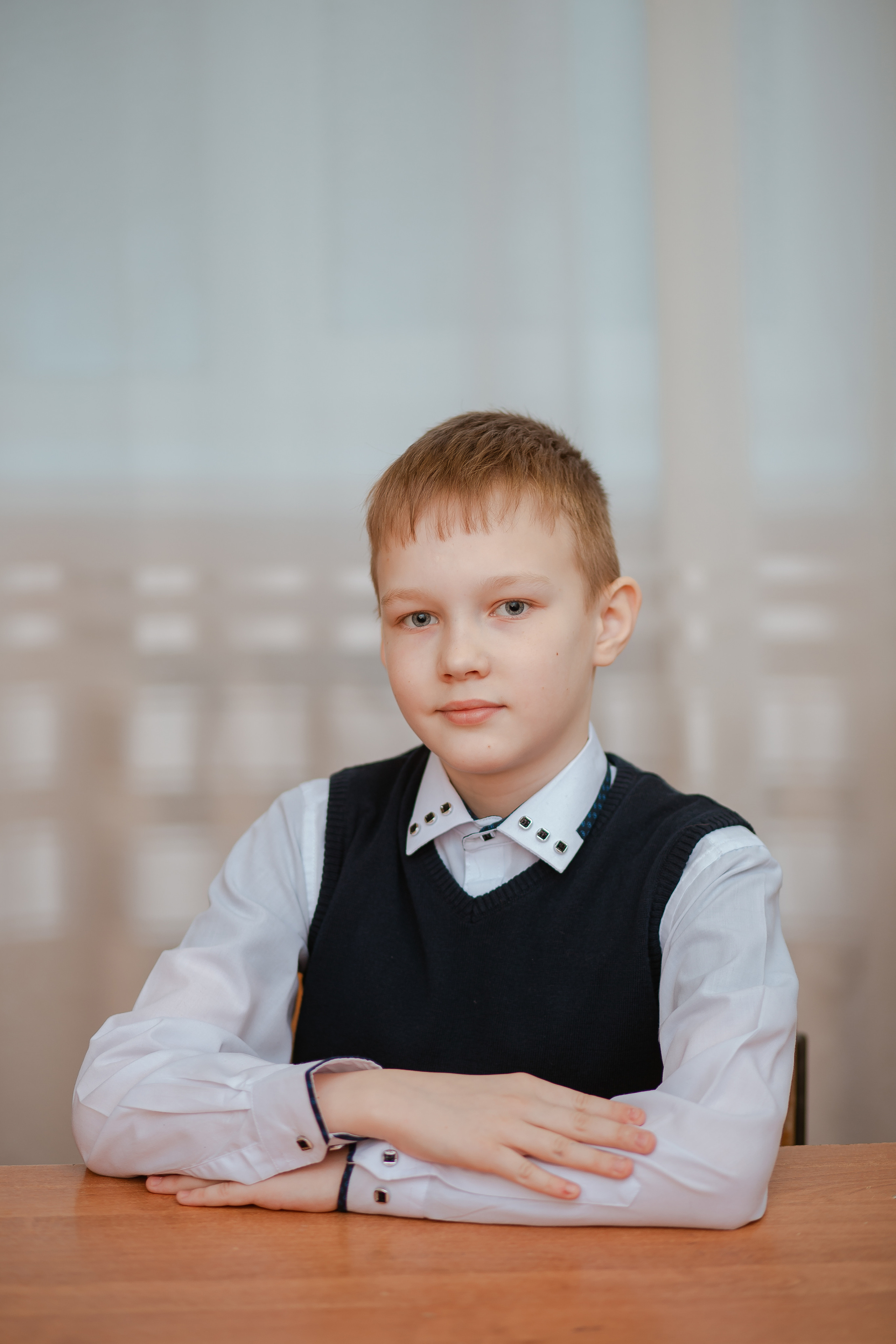 Выпускники 4 класса для фотокниги. Студия выпускных альбомов Остров