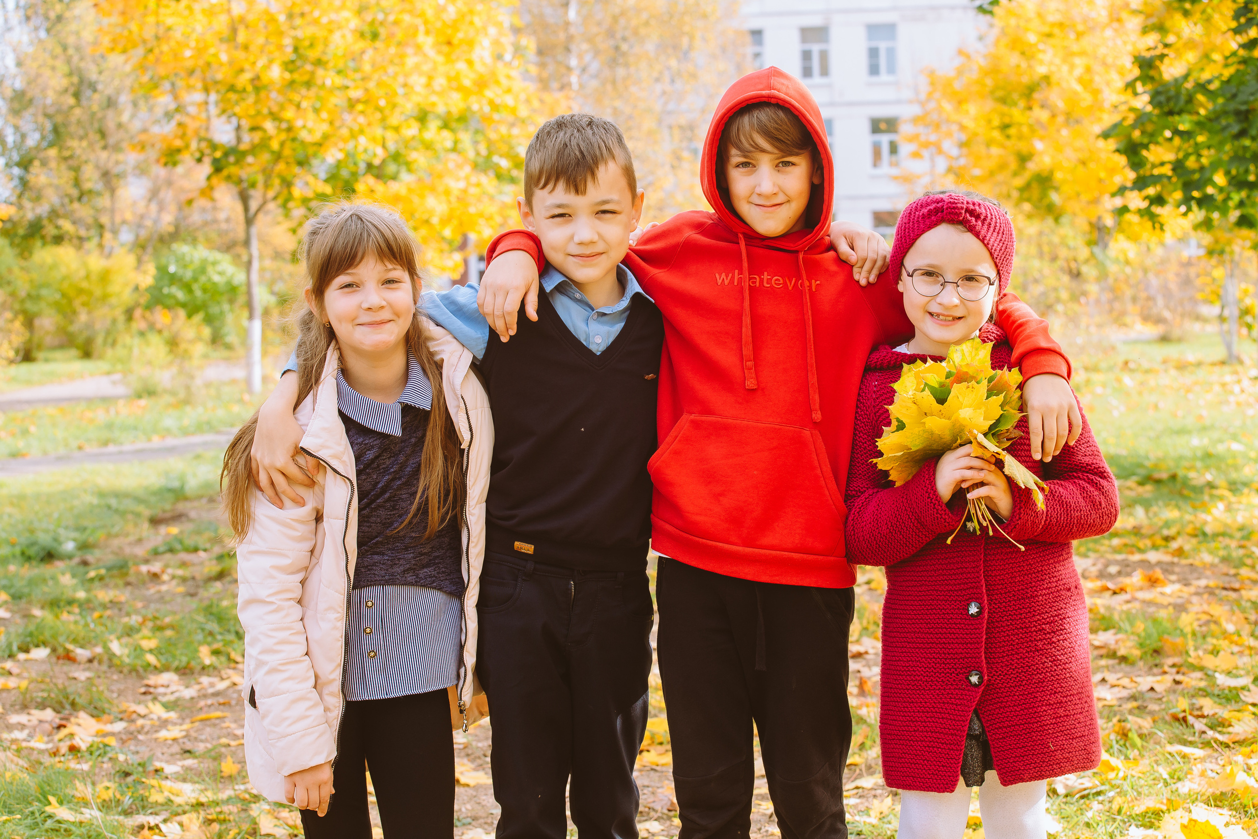 Выпускники 4 класса для фотокниги. Студия выпускных альбомов Остров