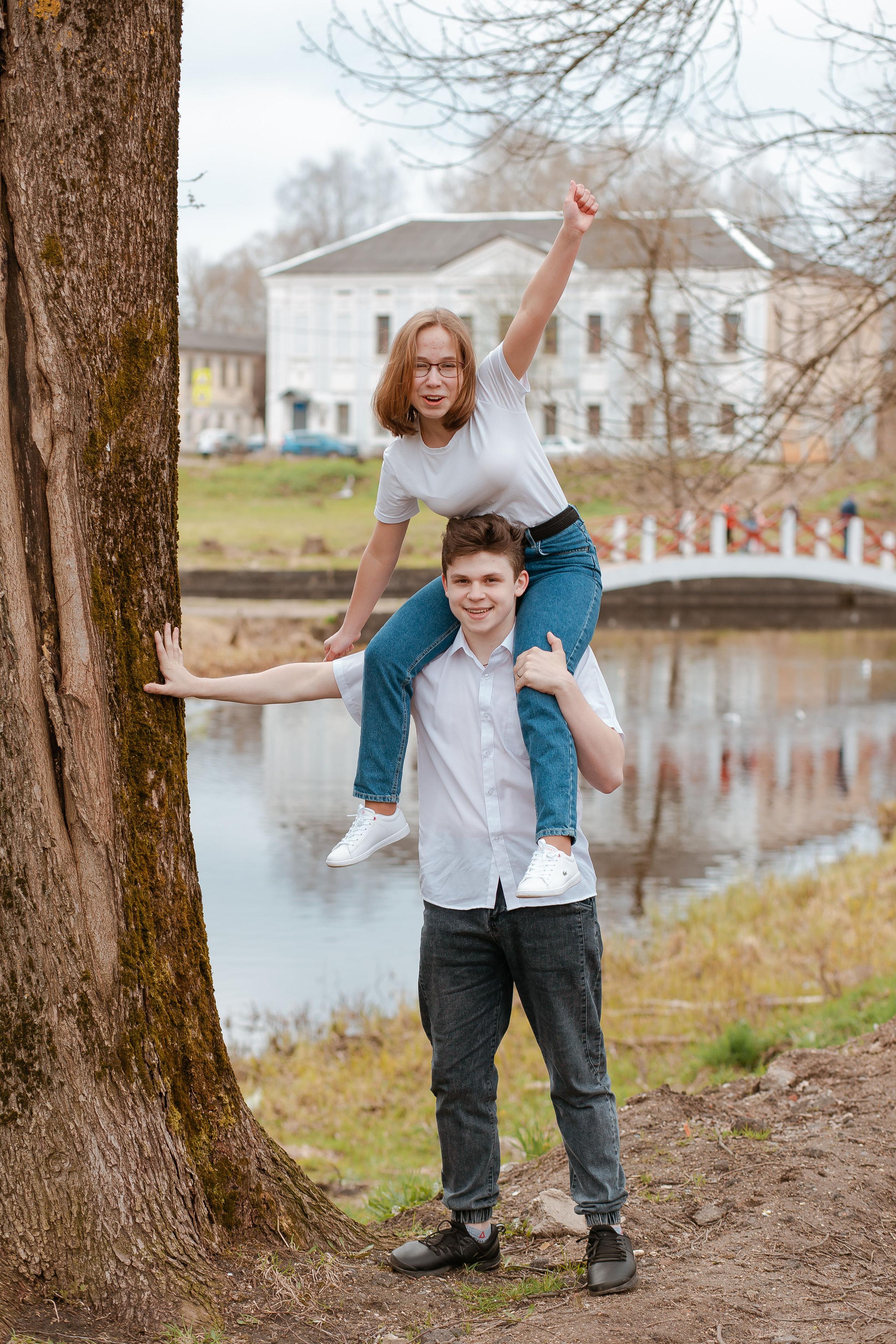 Съемка весной в студии и на улице. Студия выпускных альбомов Остров