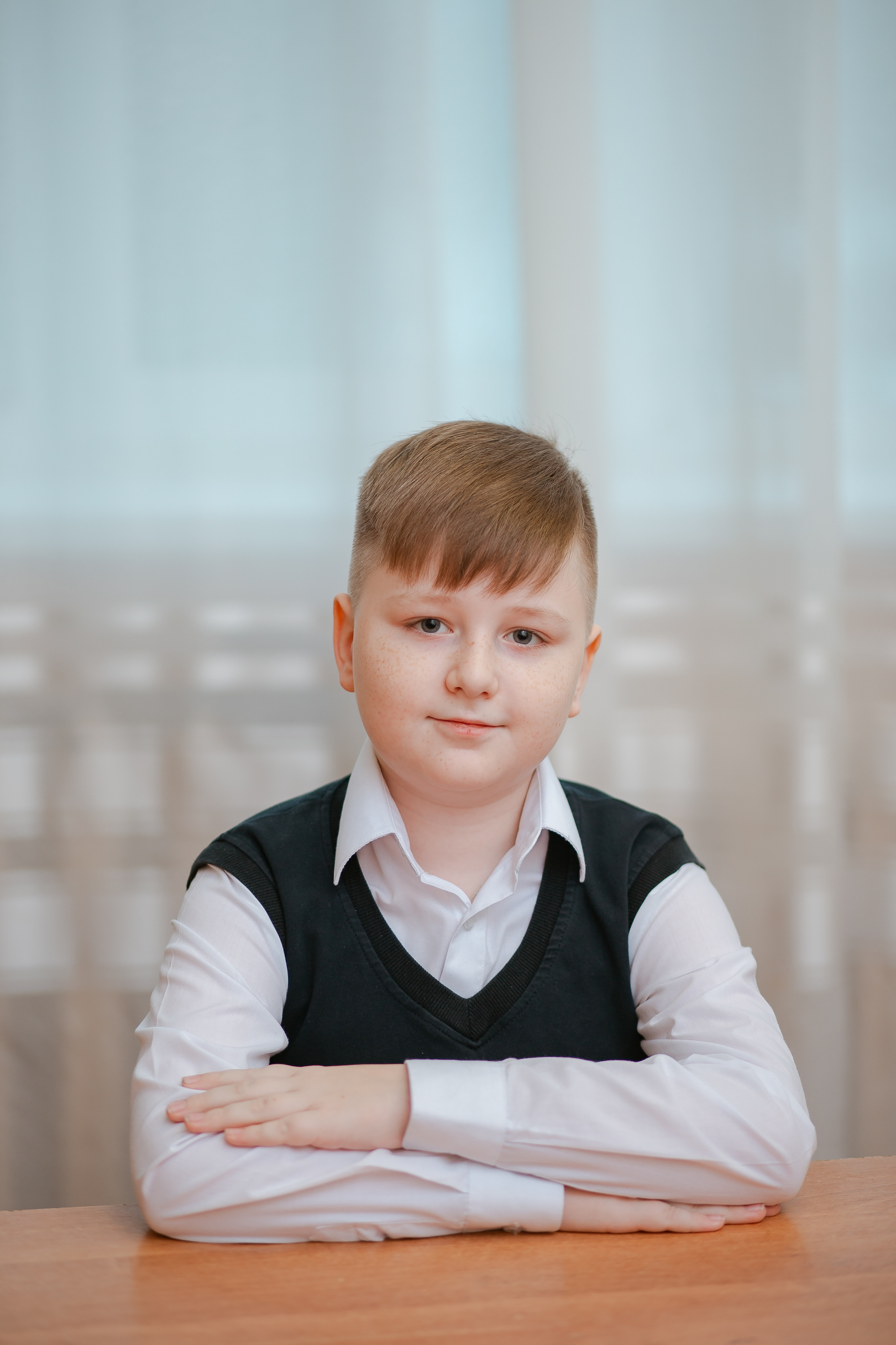 Выпускники 4 класса для фотокниги. Студия выпускных альбомов Остров