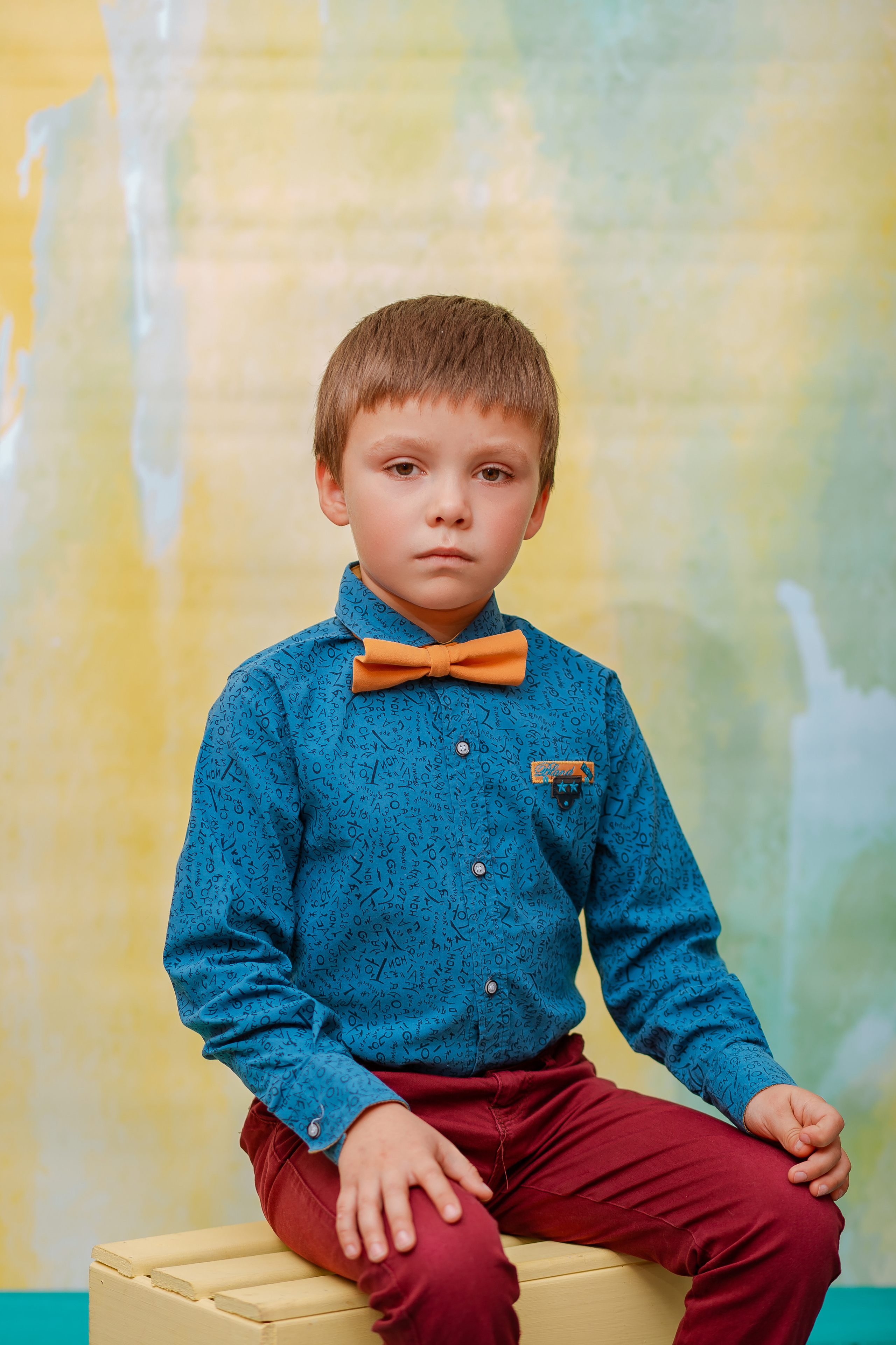 Фотосъёмка для выпускного диплома на 2 разворота. Студия выпускных альбомов Остров