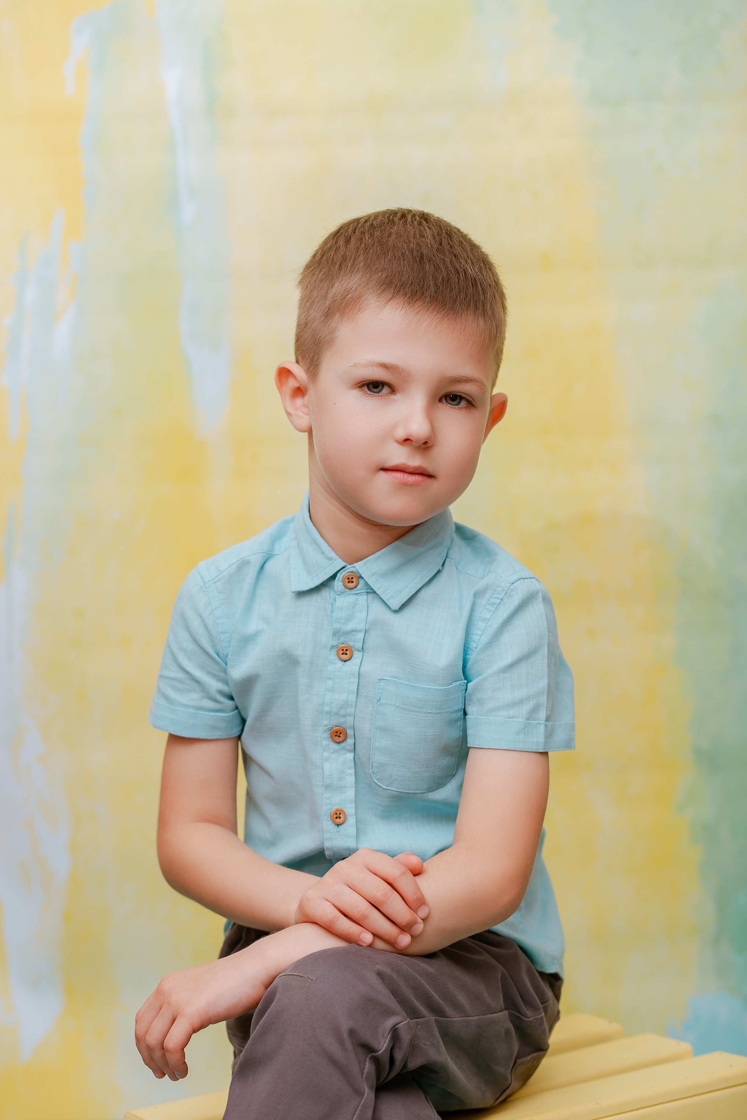 Фотосъёмка для выпускного диплома на 2 разворота. Студия выпускных альбомов Остров