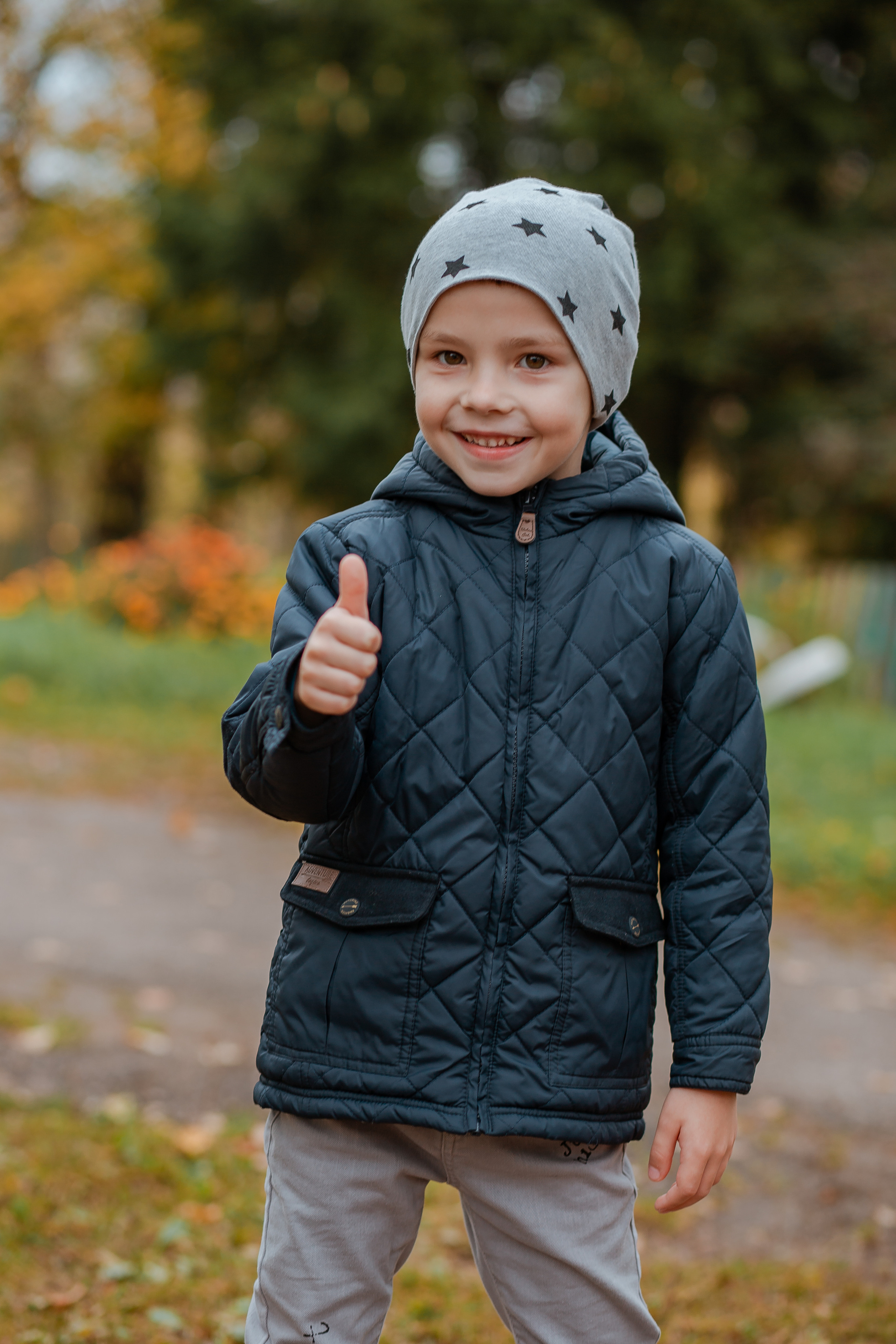 Фотосъёмка для выпускного диплома на 2 разворота. Студия выпускных альбомов Остров