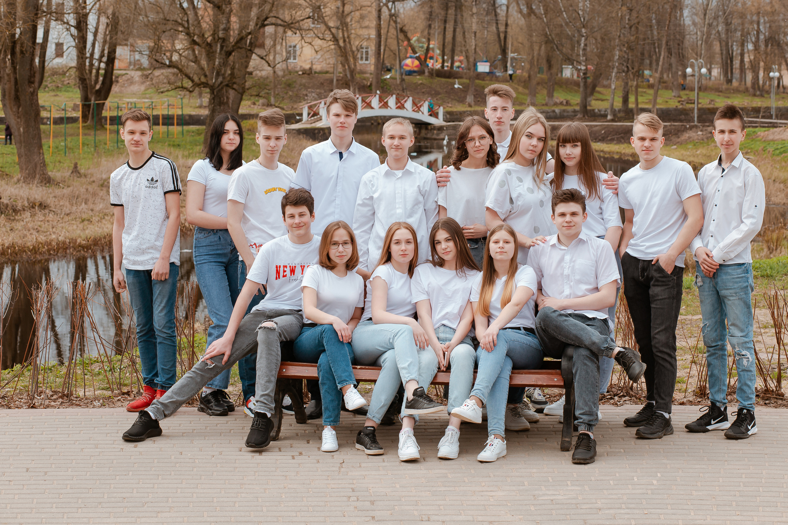 Съемка весной в студии и на улице. Студия выпускных альбомов Остров