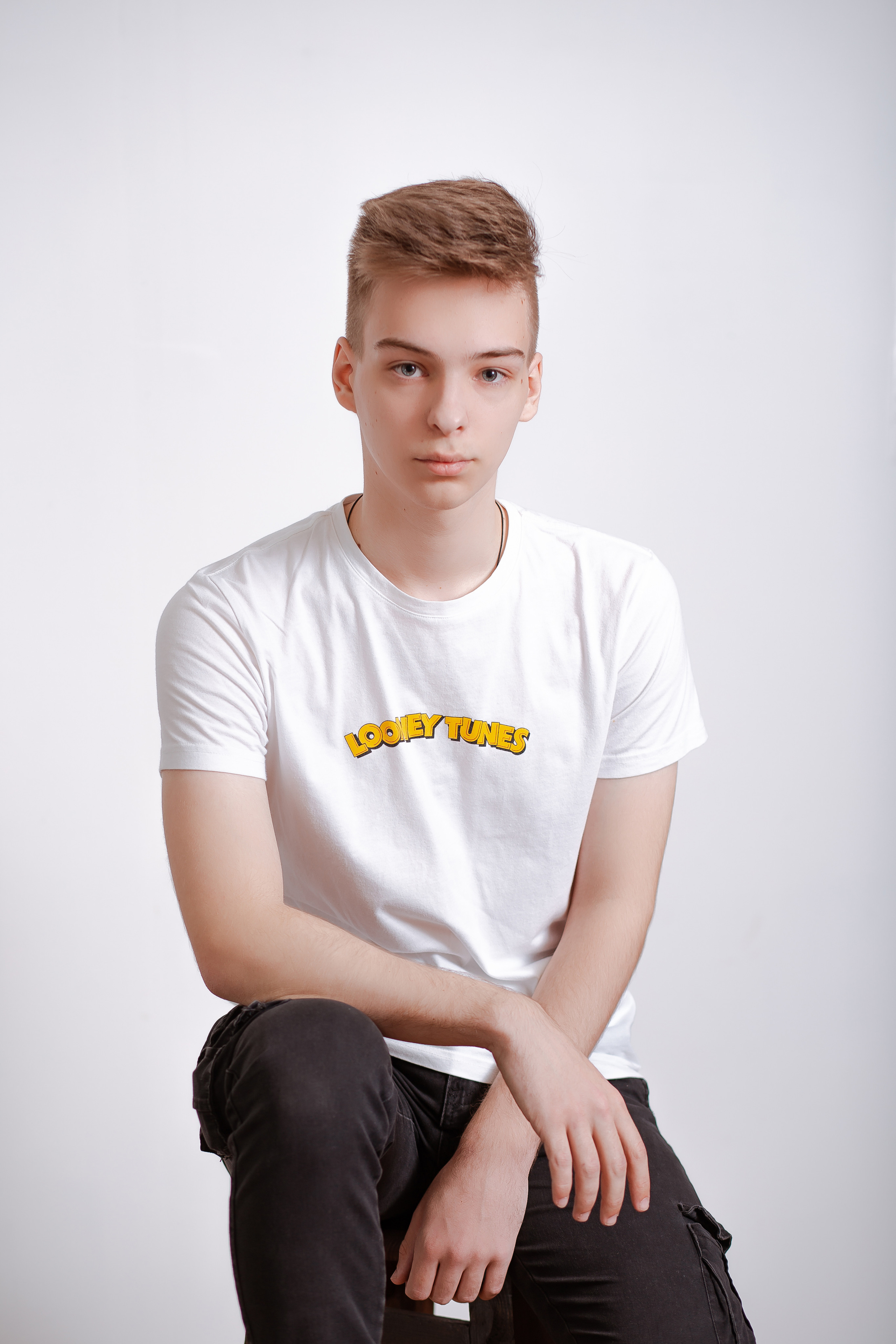 Съемка весной в студии и на улице. Студия выпускных альбомов Остров