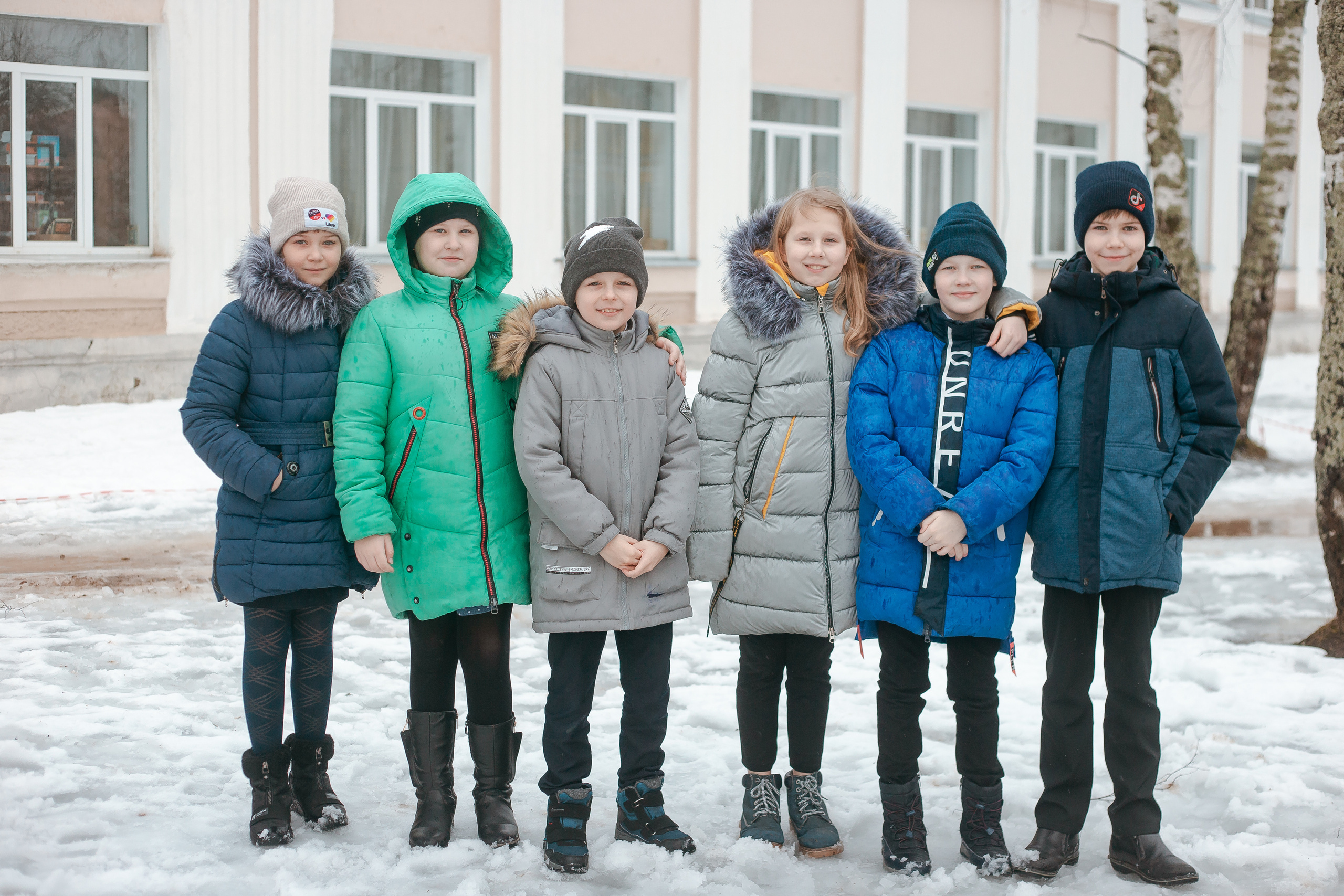 Выпускники 4 класса для фотокниги. Студия выпускных альбомов Остров