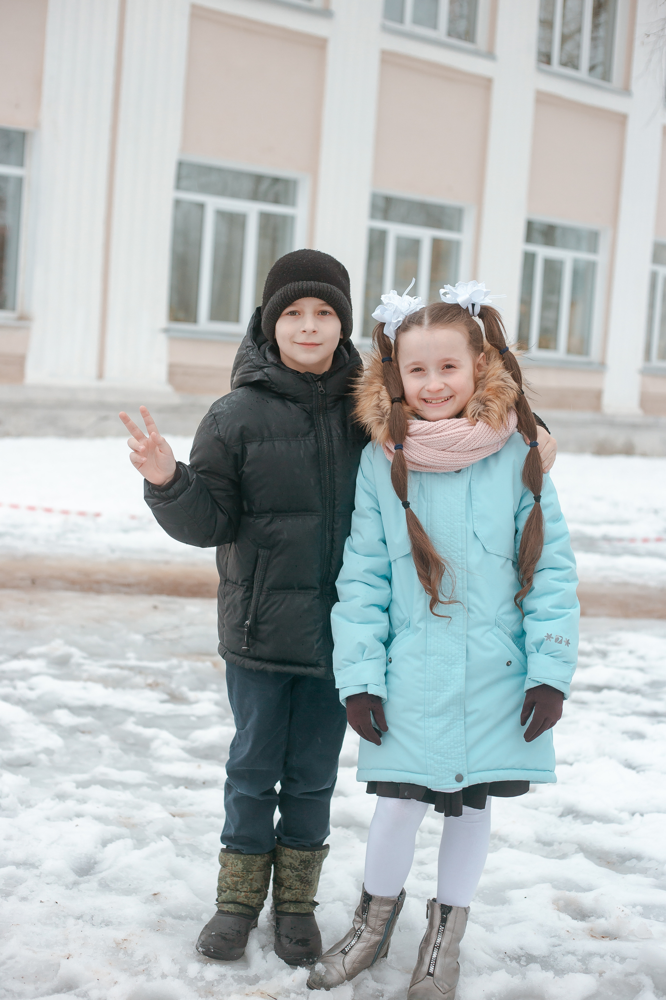 Выпускники 4 класса для фотокниги. Студия выпускных альбомов Остров