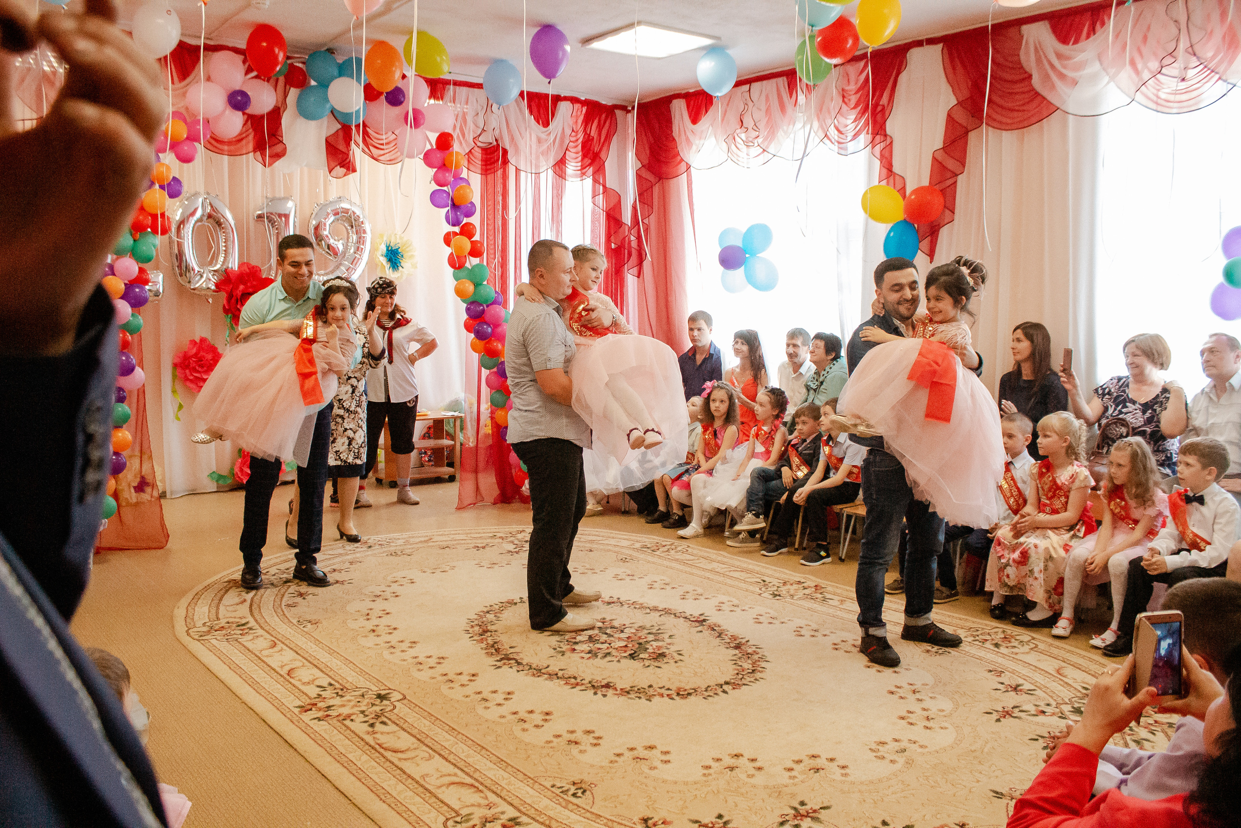 Выпускной в детском саду. Студия выпускных альбомов Остров