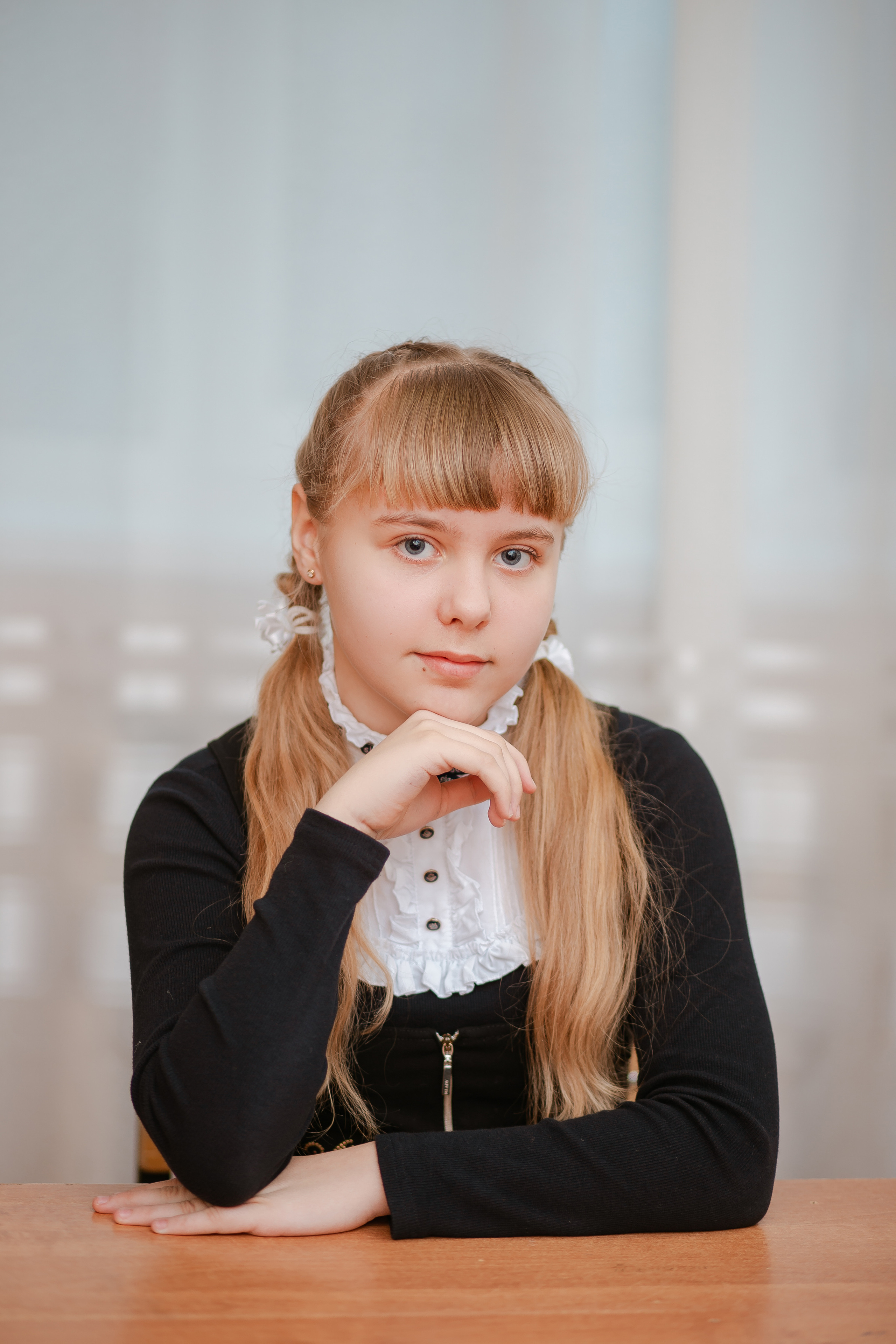 Выпускники 4 класса для фотокниги. Студия выпускных альбомов Остров