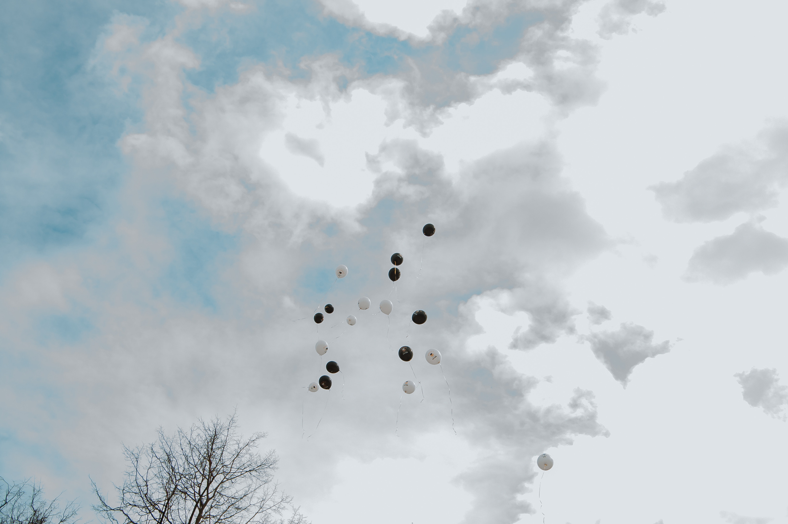 Съемка весной в студии и на улице. Студия выпускных альбомов Остров