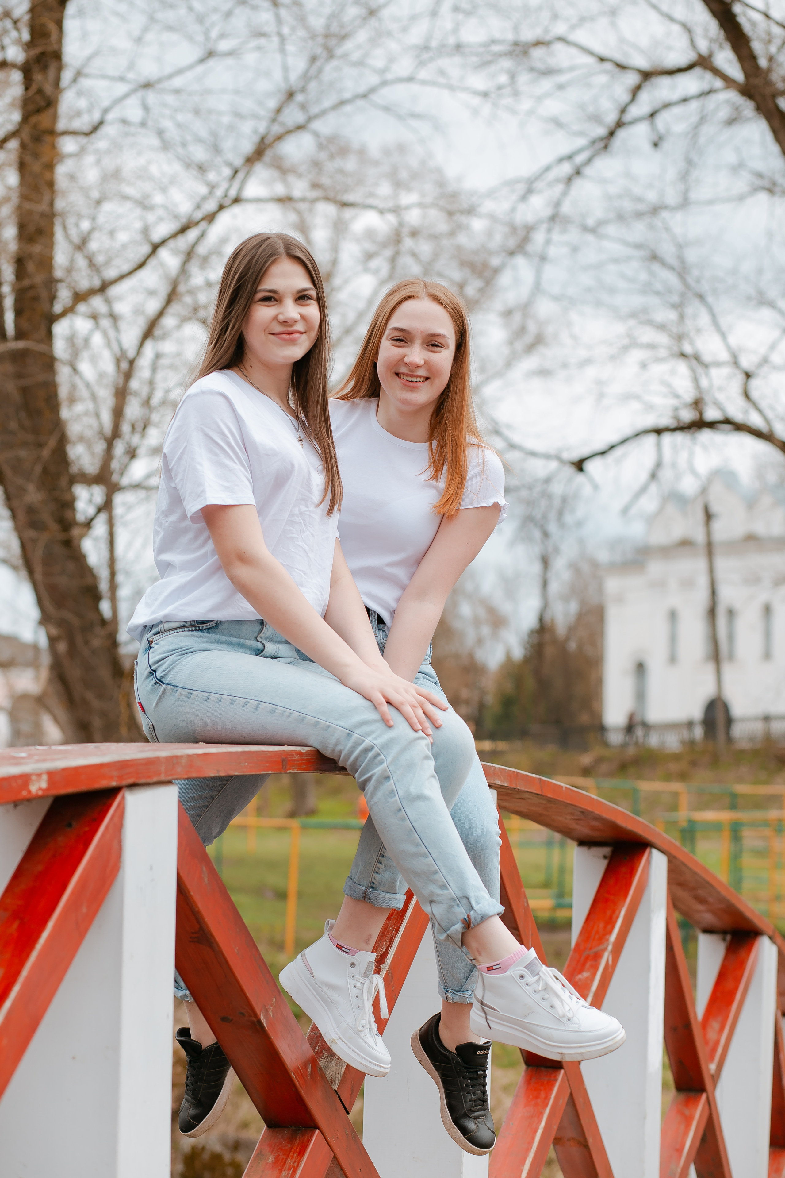 Съемка весной в студии и на улице. Студия выпускных альбомов Остров