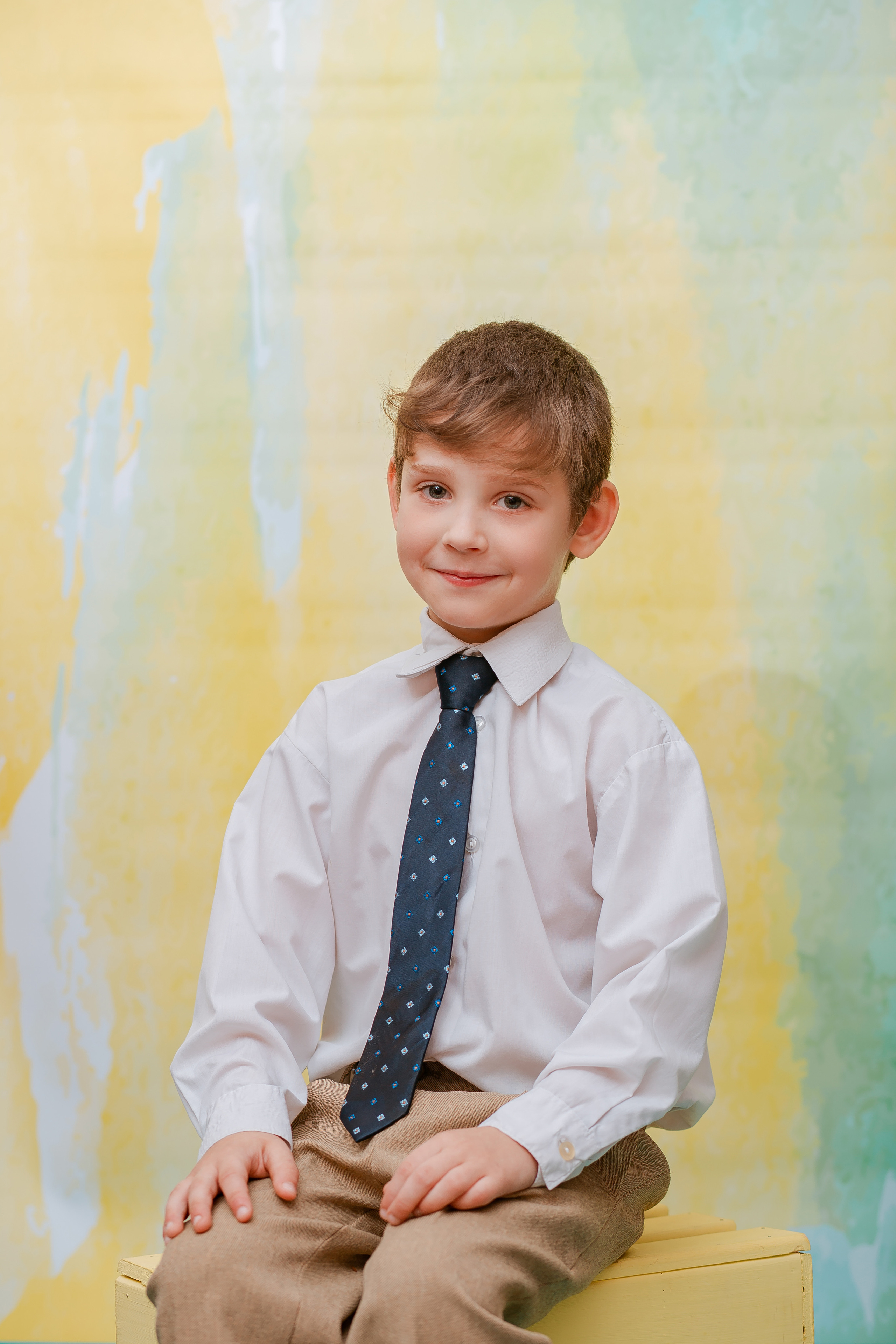 Фотосъёмка для выпускного диплома на 2 разворота. Студия выпускных альбомов Остров