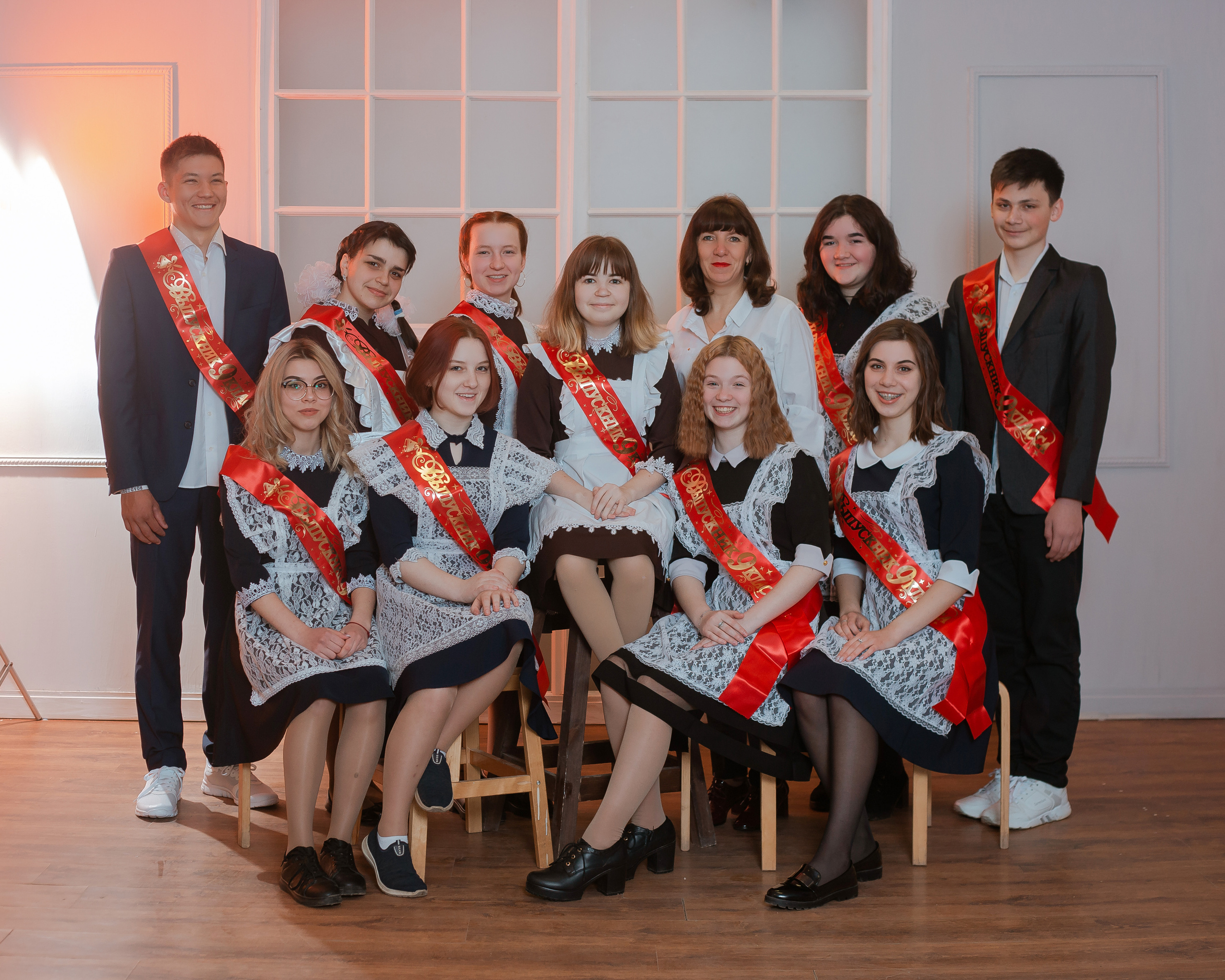 Студийная съемка выпускников для журнала. Студия выпускных альбомов Остров