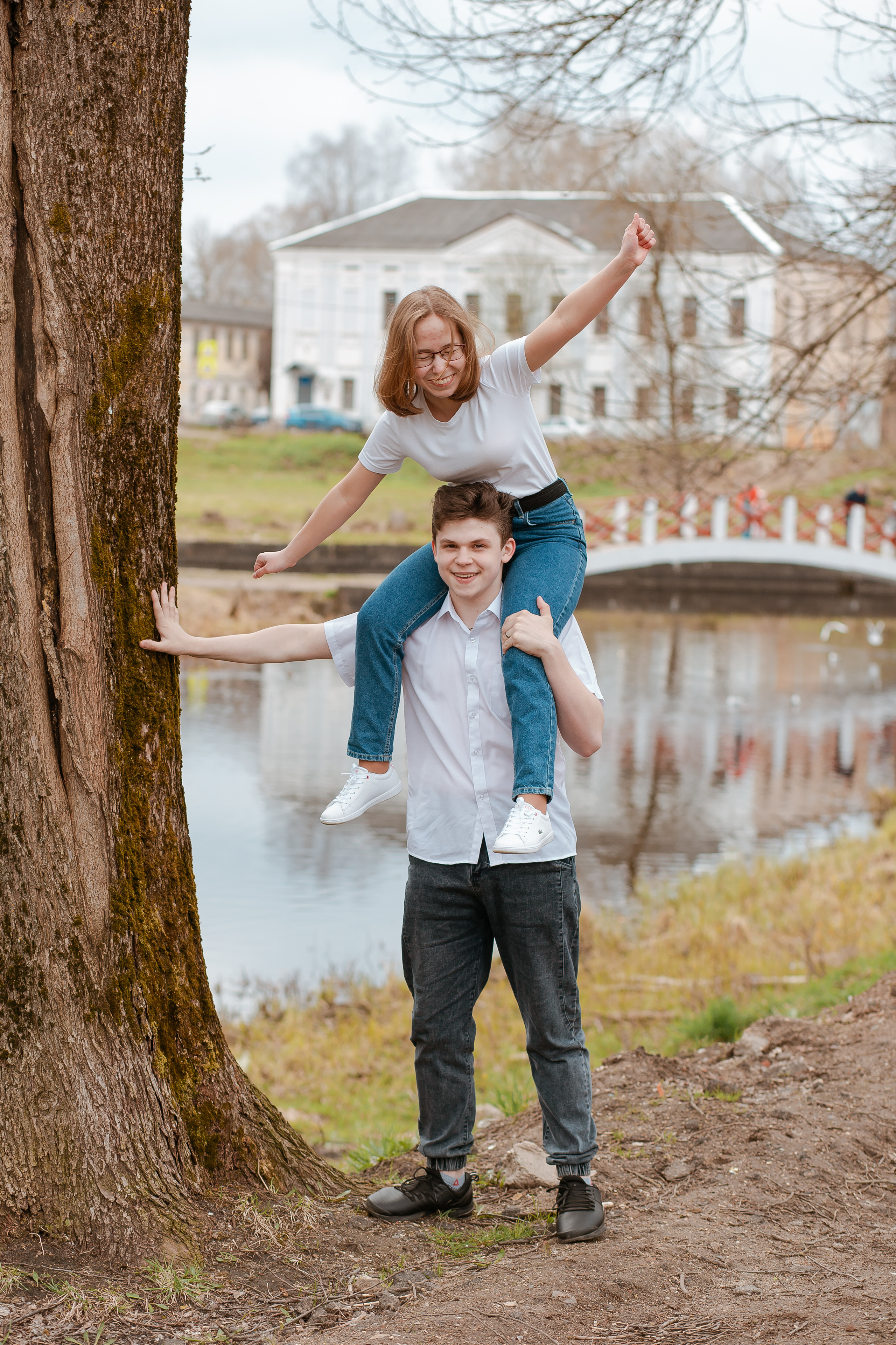 Съемка весной в студии и на улице. Студия выпускных альбомов Остров