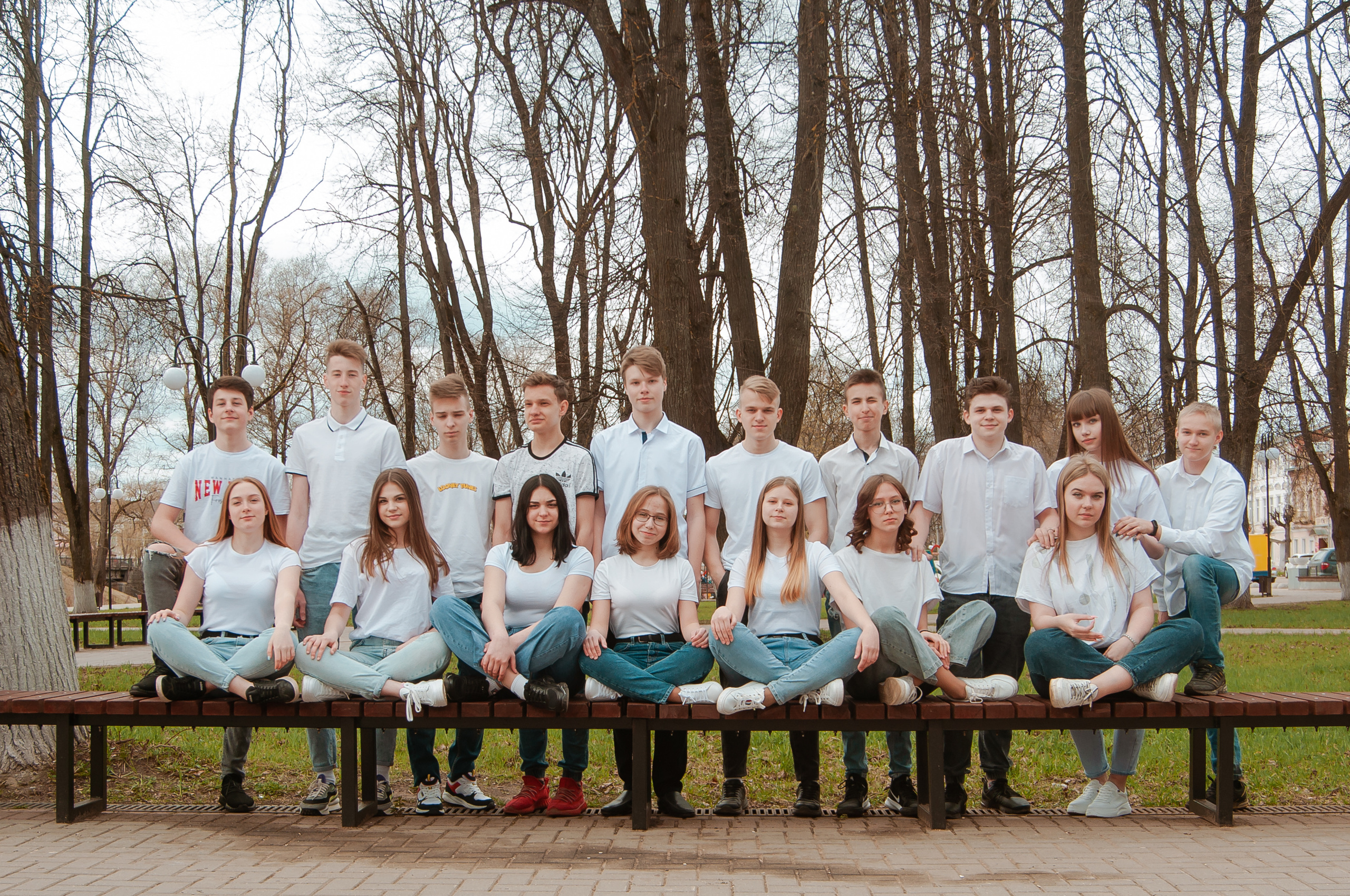 Съемка весной в студии и на улице. Студия выпускных альбомов Остров