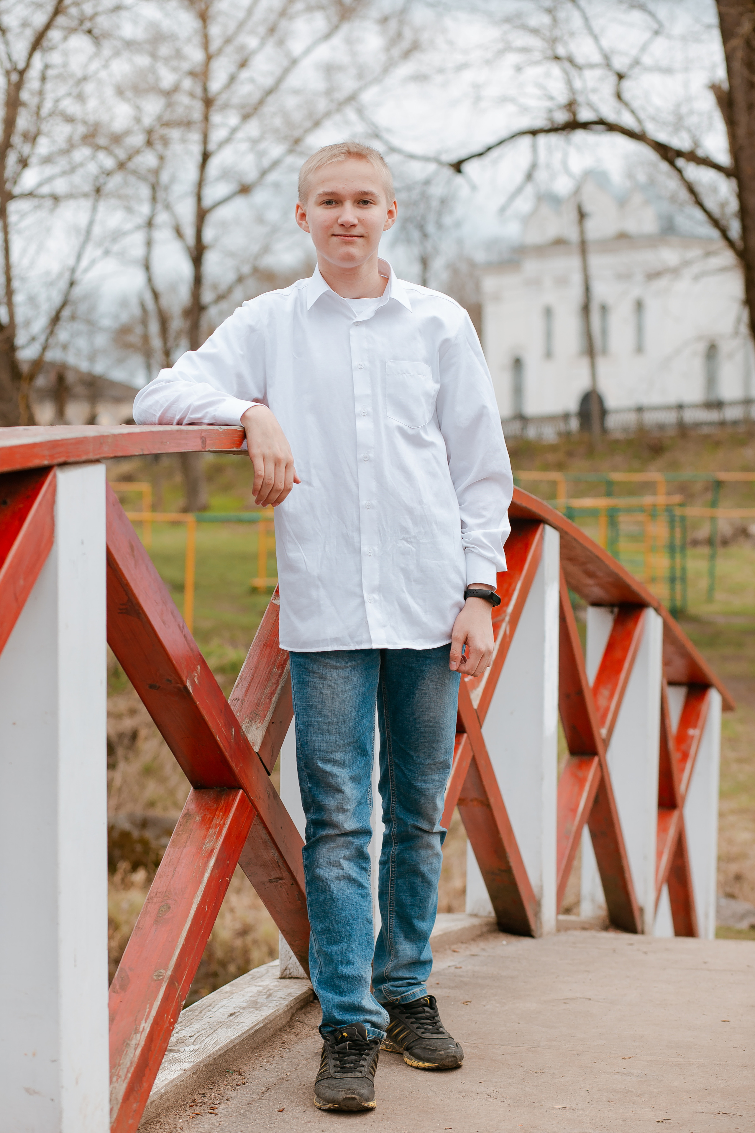 Съемка весной в студии и на улице. Студия выпускных альбомов Остров