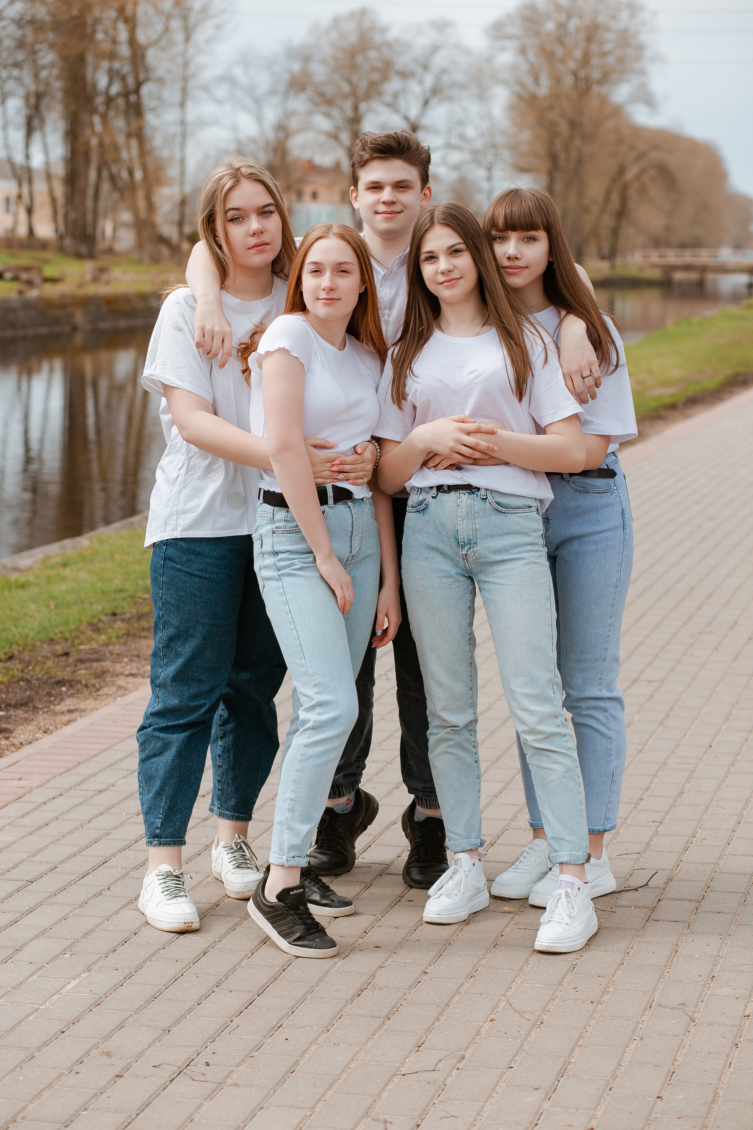 Съемка весной в студии и на улице. Студия выпускных альбомов Остров