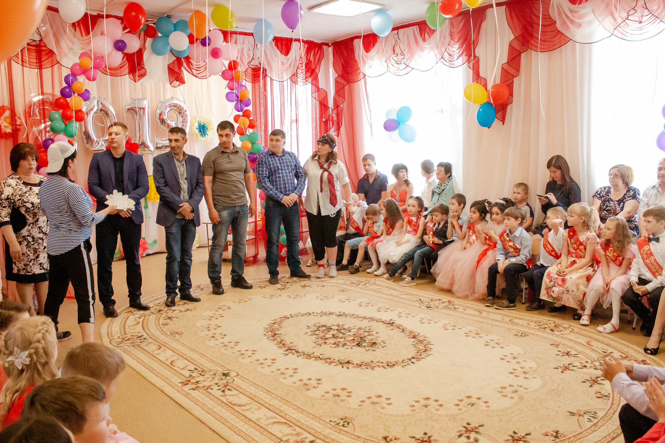 Выпускной в детском саду. Студия выпускных альбомов Остров