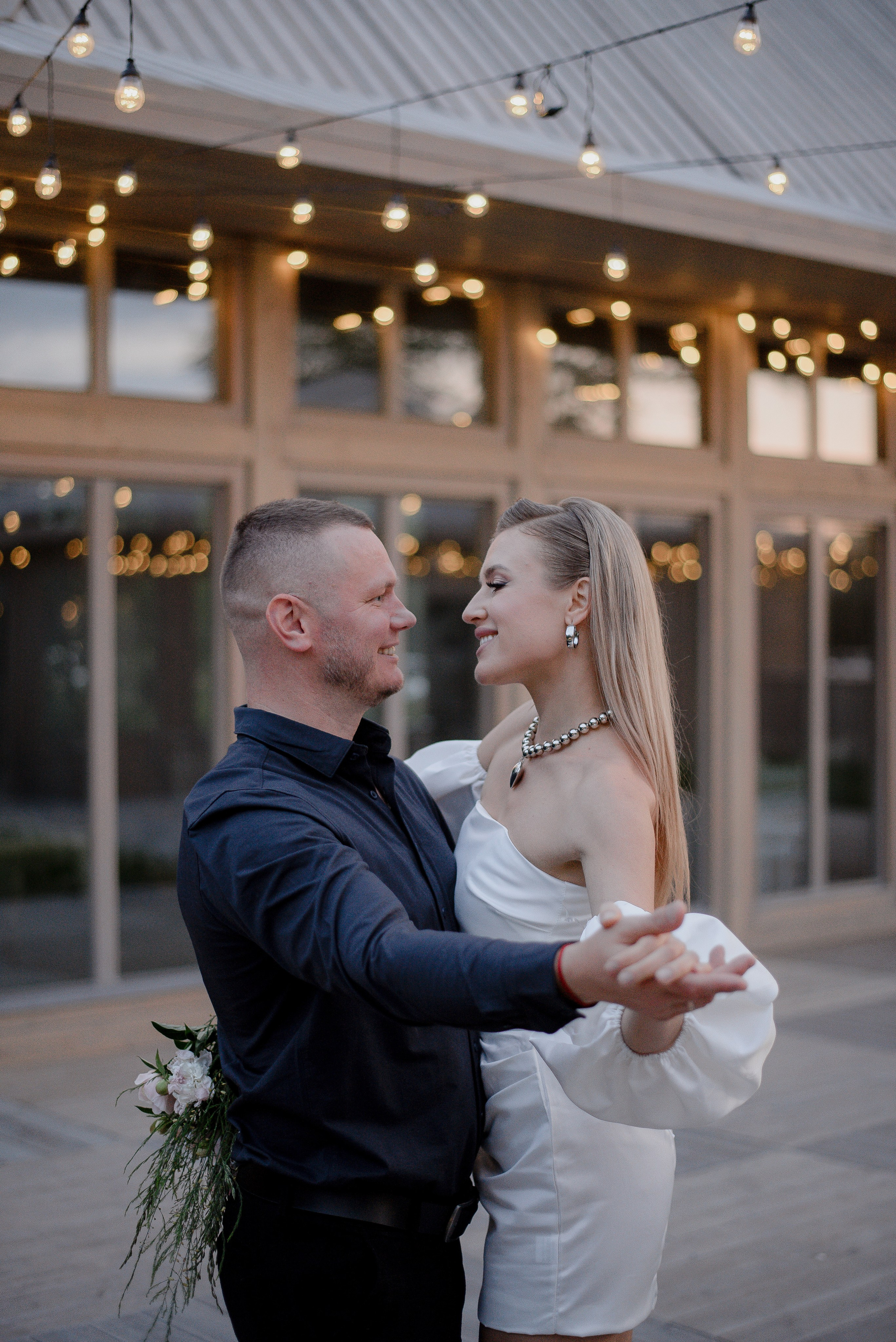 Свадьба и банкеты. Дина — ваш фотограф в Коломне и Москве. Живые портреты, любимые люди, важные события. Всё, что хочется помнить