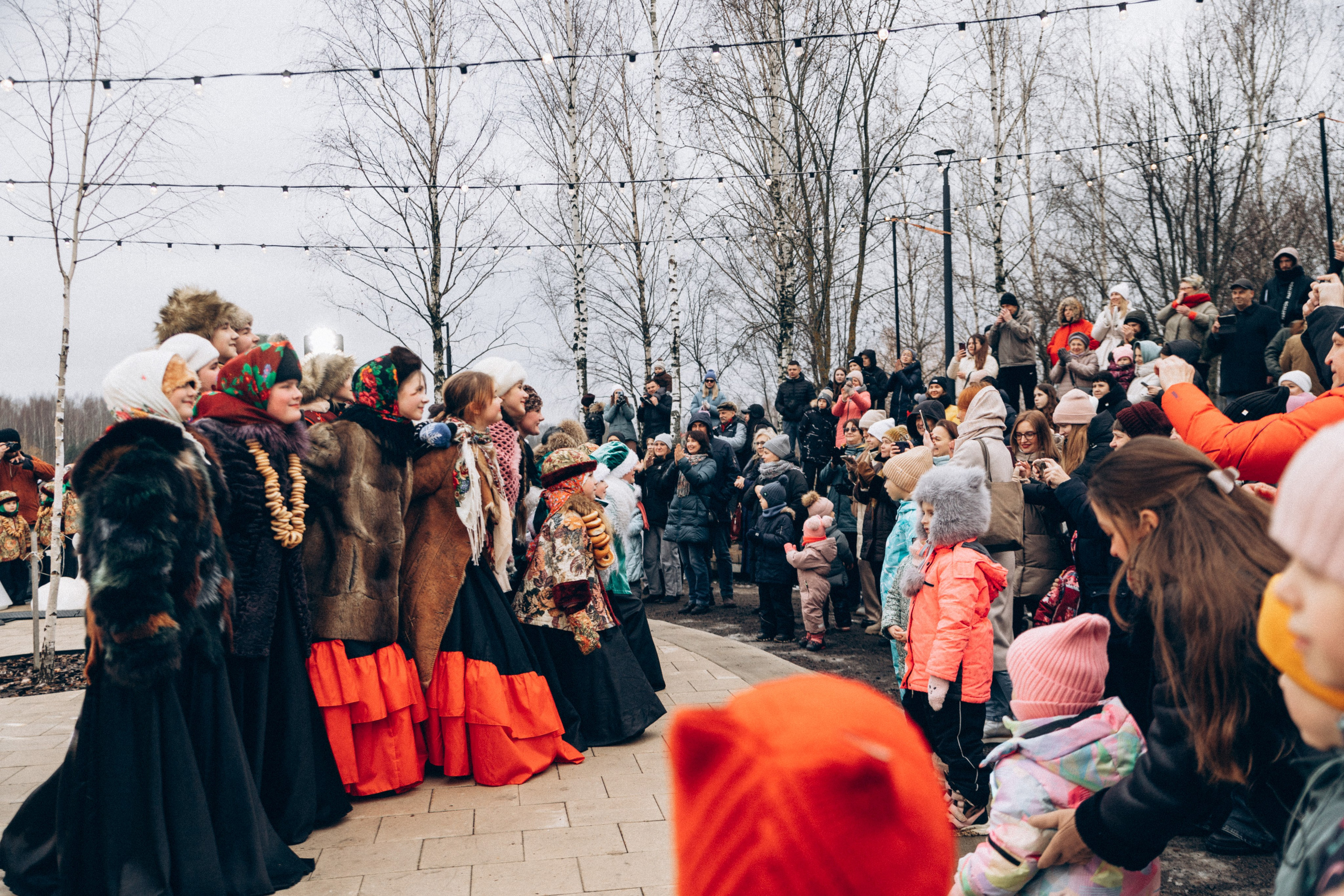 Масленница в Lakeside Park. Репортажный и детский фотограф в Минске