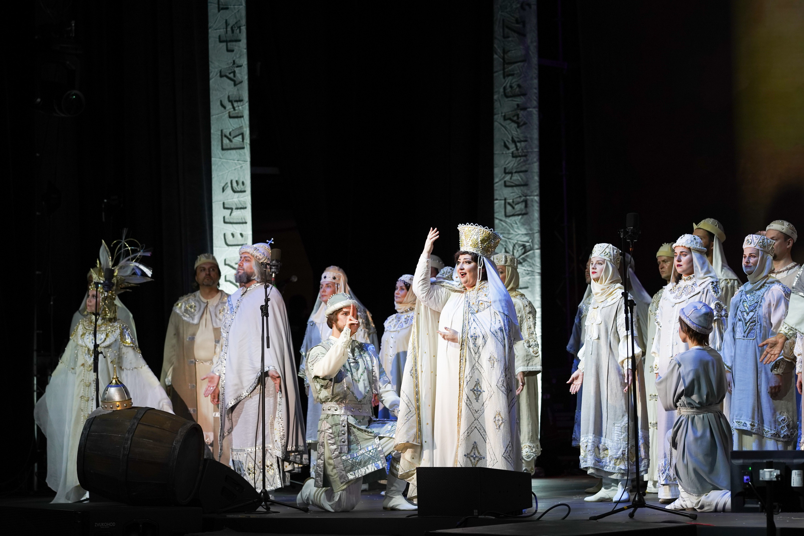 Суздаль. Исполнение оперы «Сказание о невидимом граде Китеже и деве Февронии». Фотограф в Москве Мария ~Zagagul~
