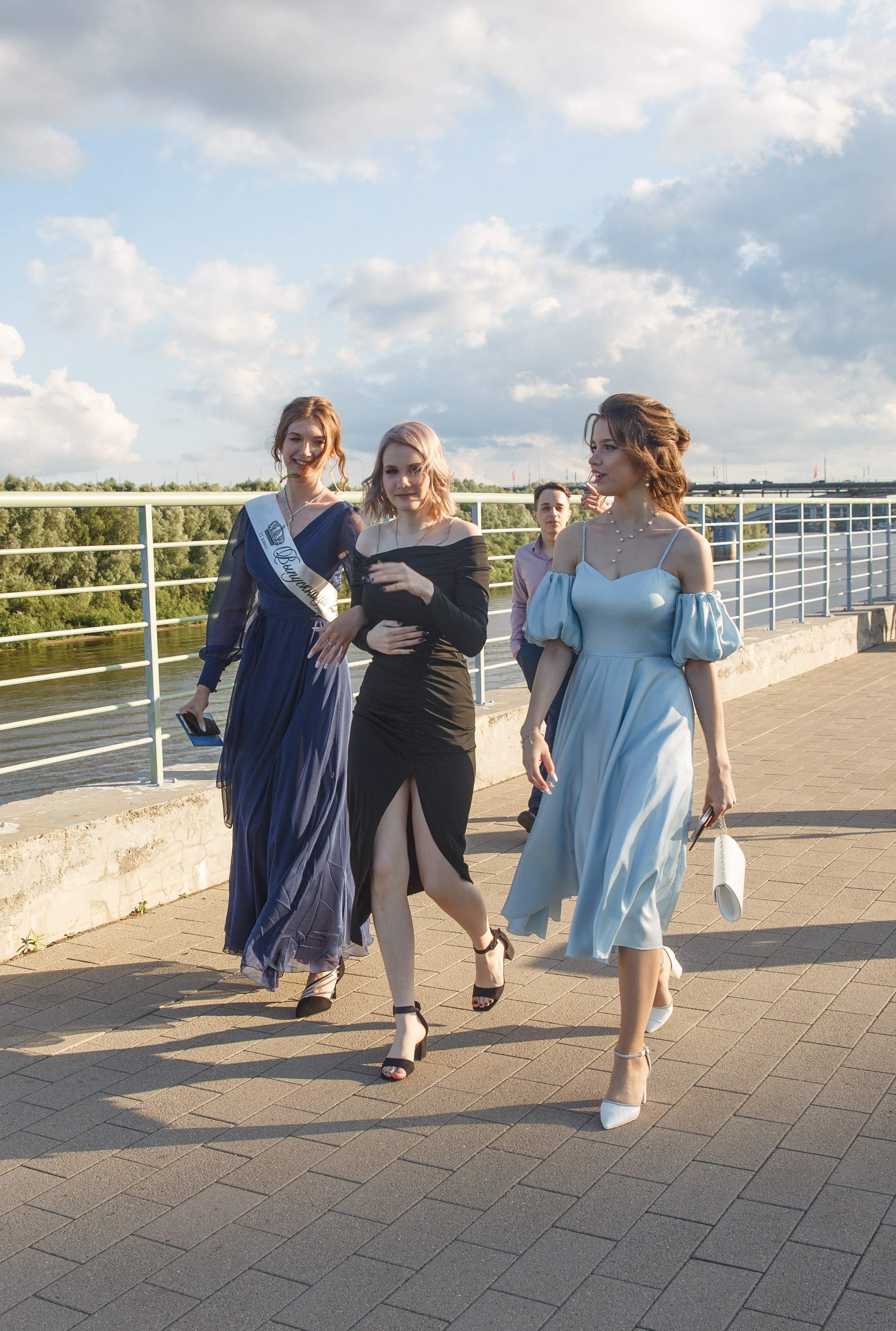 Выпускной, вручение диплома, прогулка, Онегин. Семейный и детский фотограф в Нижнем Новгороде