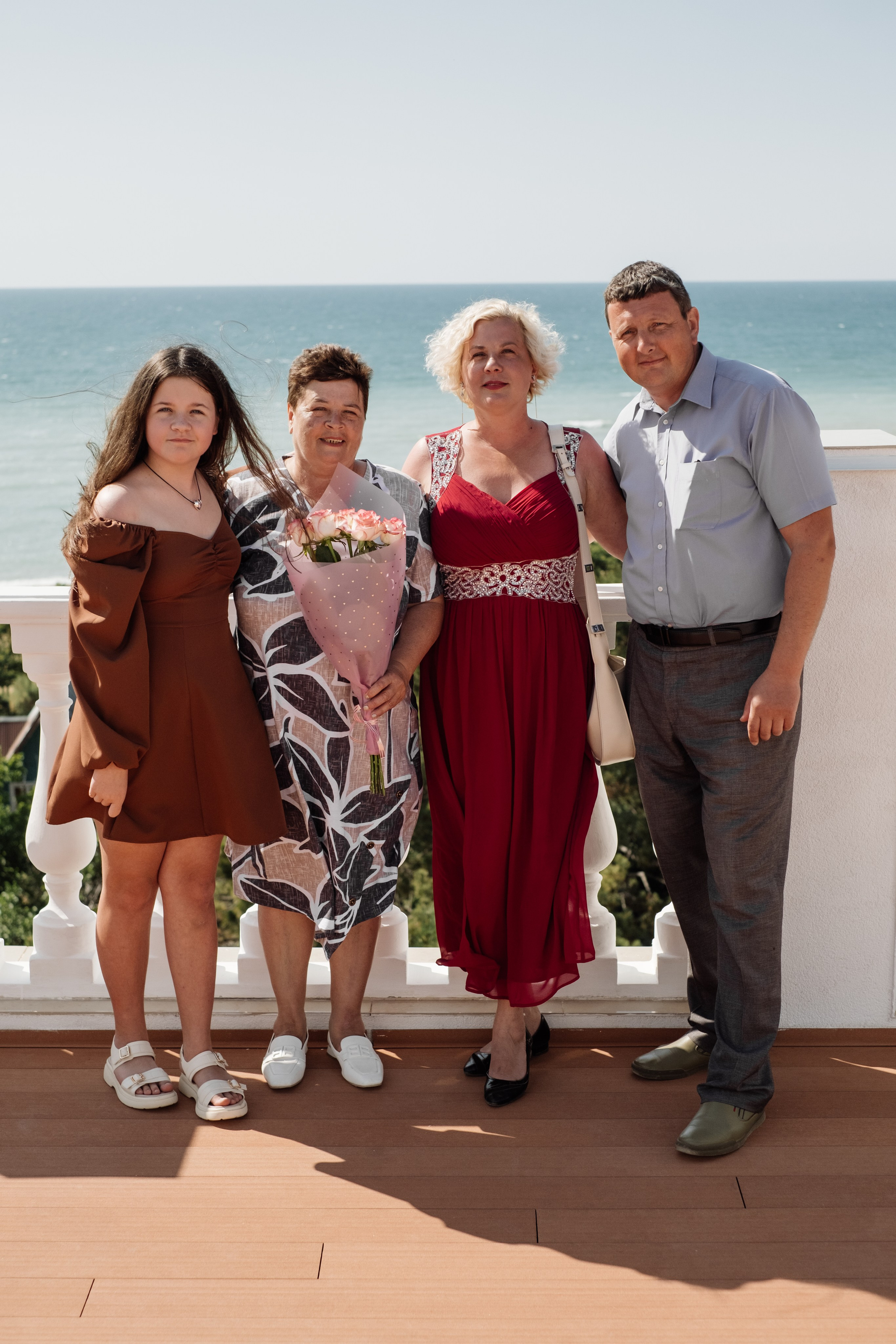 Свадебный ретопртаж. Профессиональная фотосъемка в Крыму. Натуральные эмоции и живые кадры. Забронируйте дату прямо сейчас!