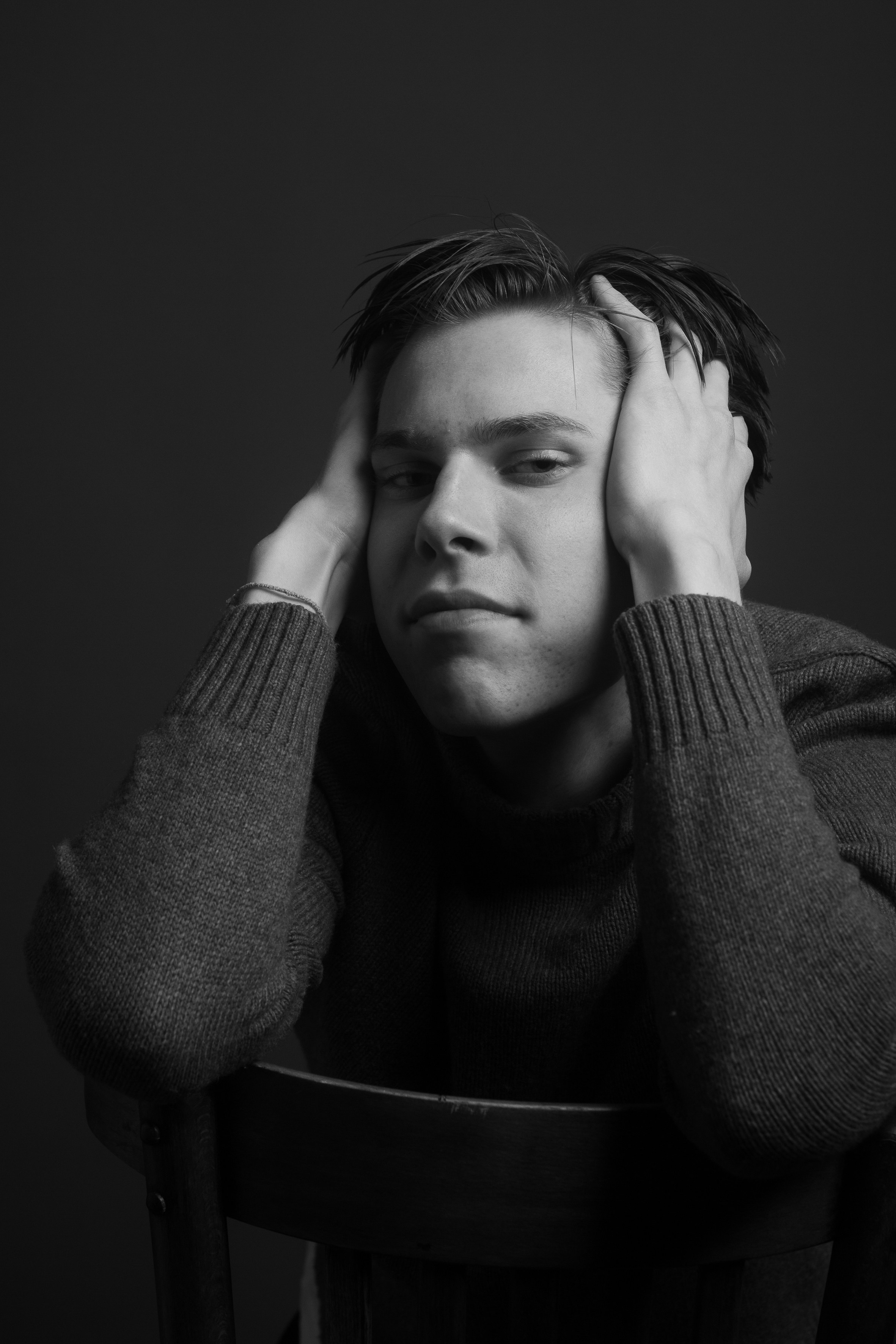 Макар, актер рекламы. Контент-фотограф для творческих единиц и мастеров в Санкт-Петербурге