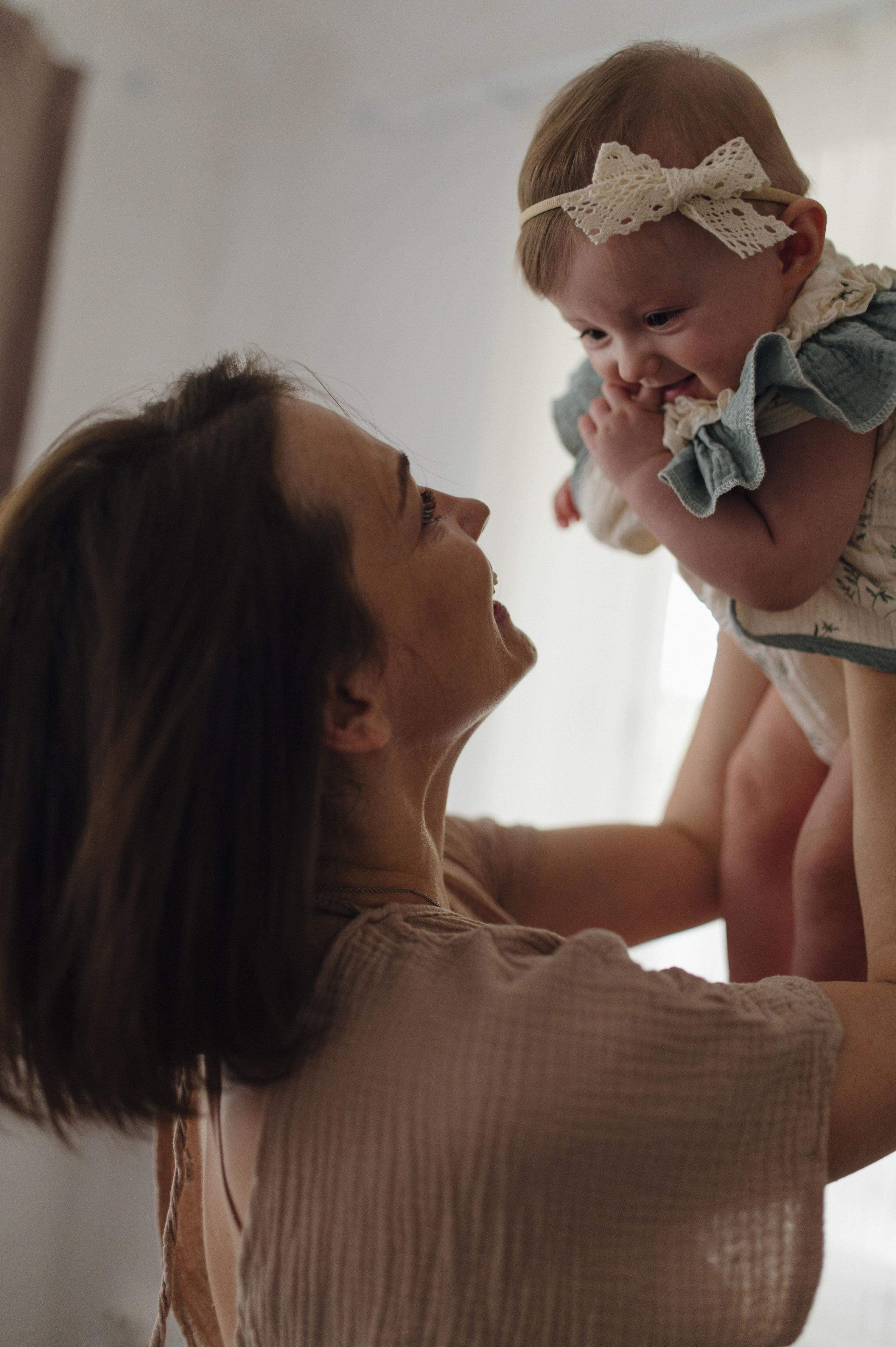 Ульяна, Яша и Лия. Домашняя история. Свадебный фотограф Москва и Санкт-Петербург. Анастасия Чудина
