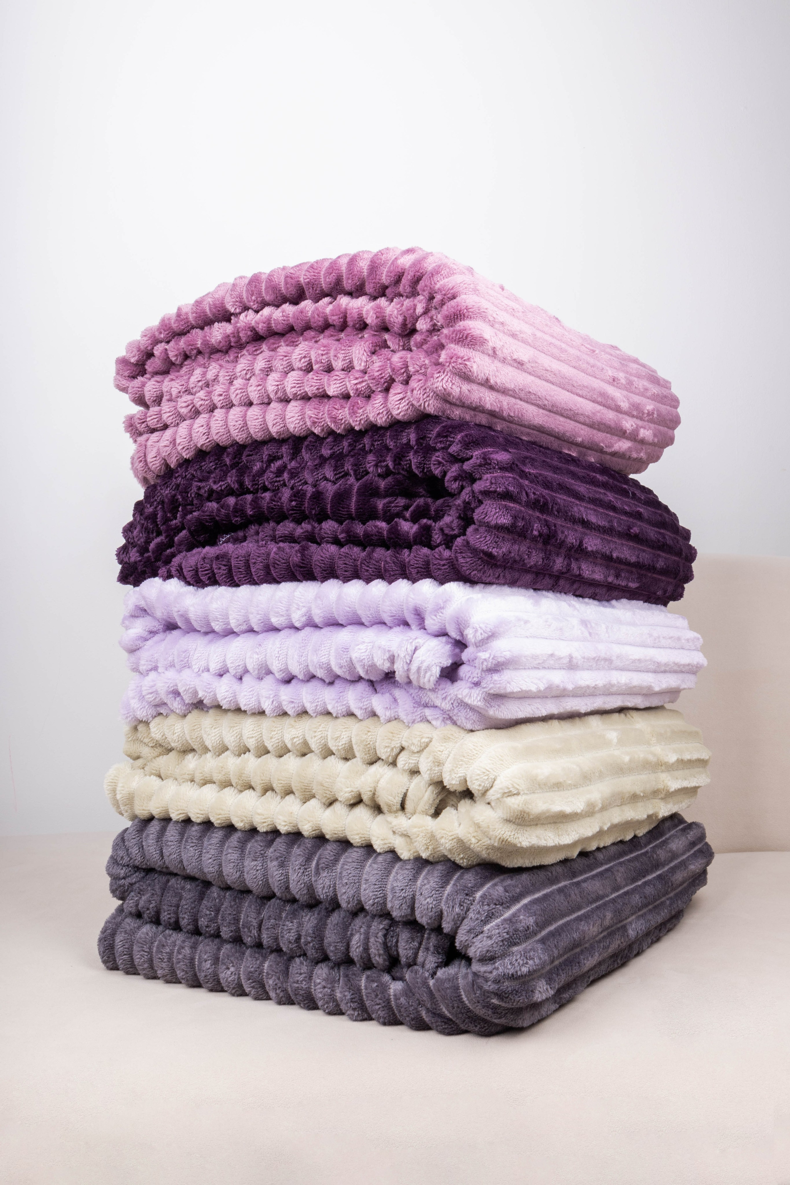 Фото для маркетплейсов. Предметный фотограф в Крыму Ольга Шестакова