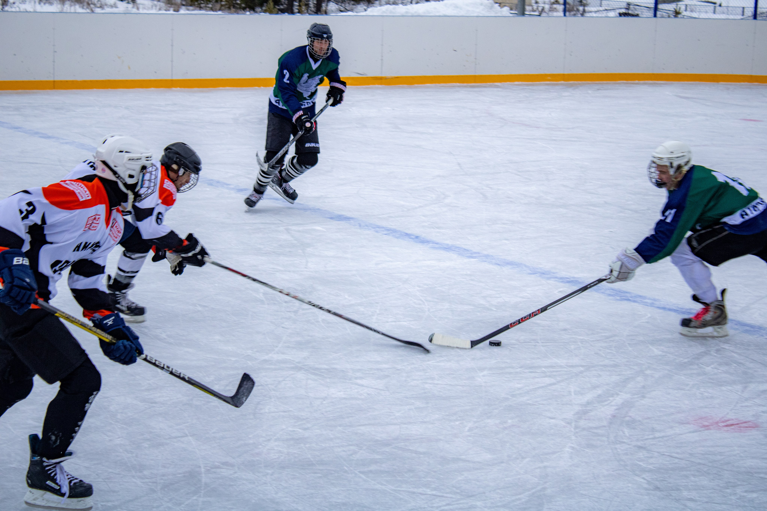 Хоккей г.п Атиг-г.Нижние Серги