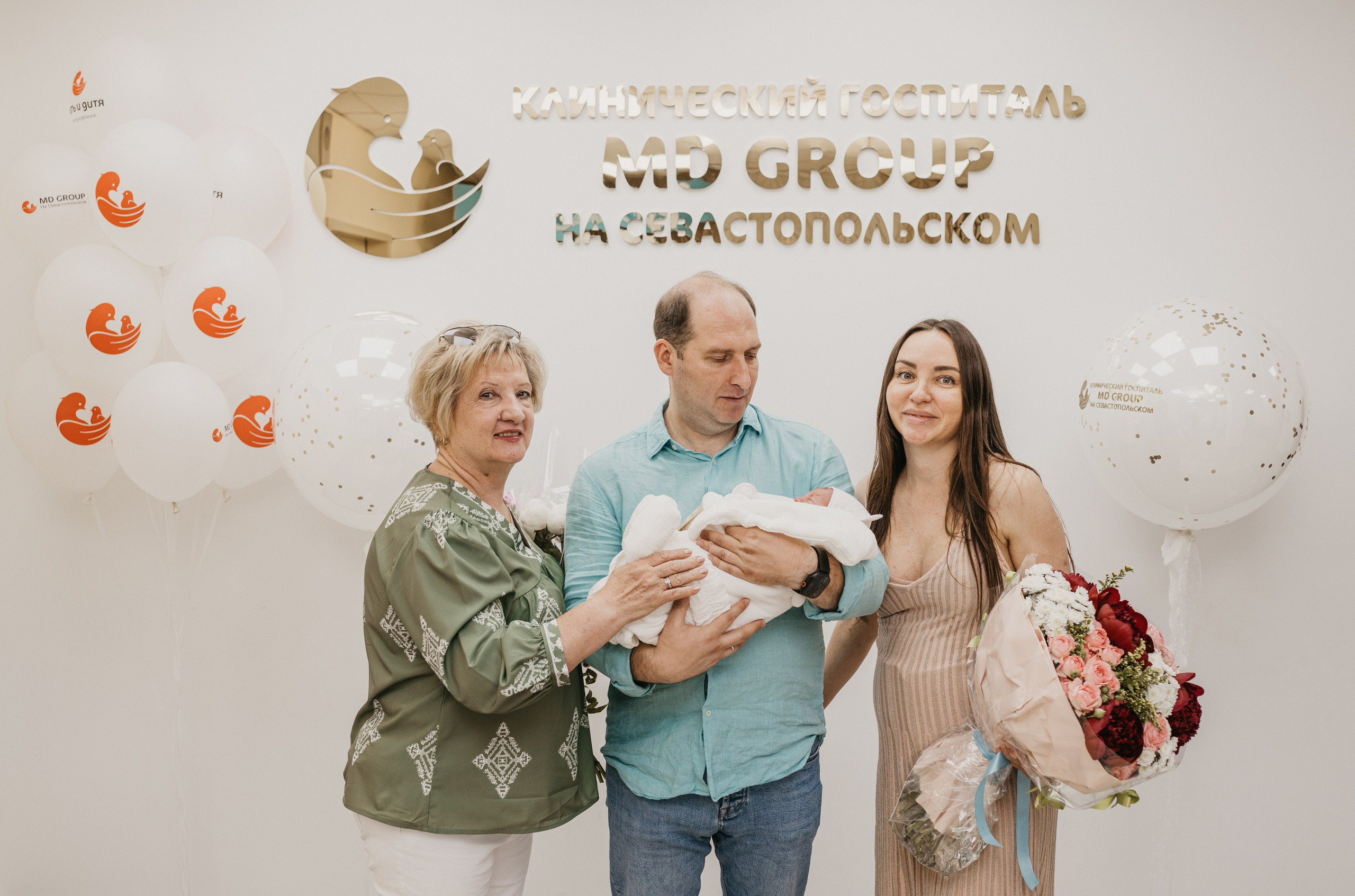 Выписка Марка. Фотограф на выписку из роддома в Москве и МО